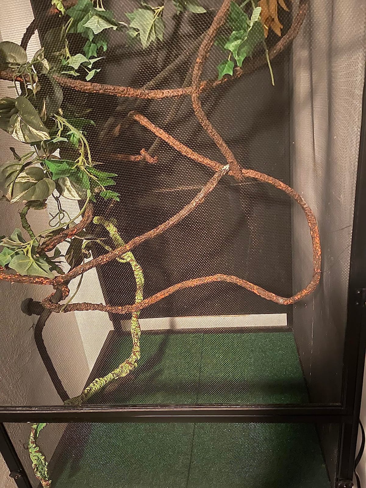 Zilla Reptile Terrarium Bedding Substrate Floor Liner, Green, 40BR/50G, 17.25