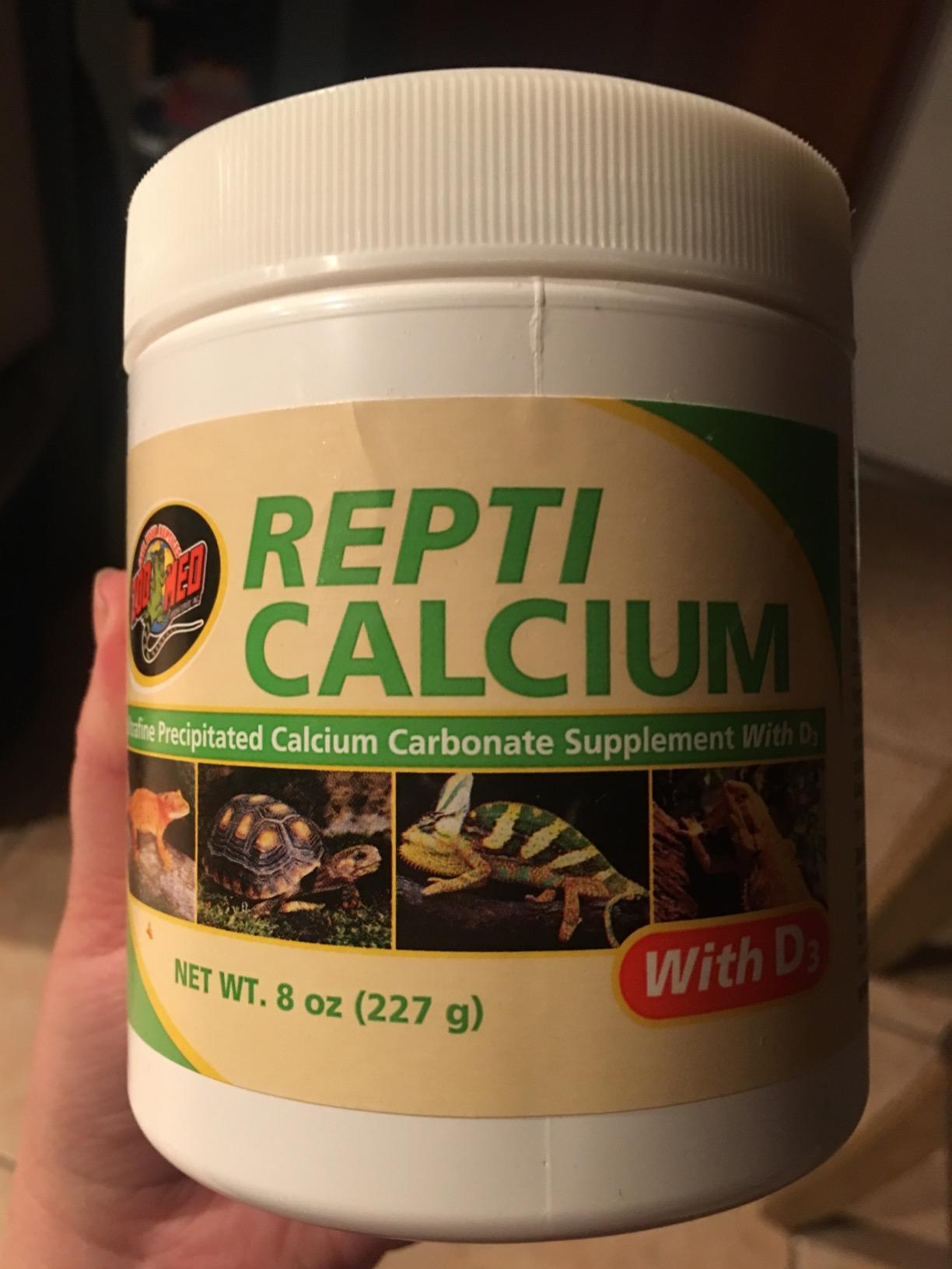 Zoo Med Repti Calcium with Vitamin D3, 8-Ounce - Ultrafine Phosphorus-Free Reptile Supplement Powder customer photo 1
