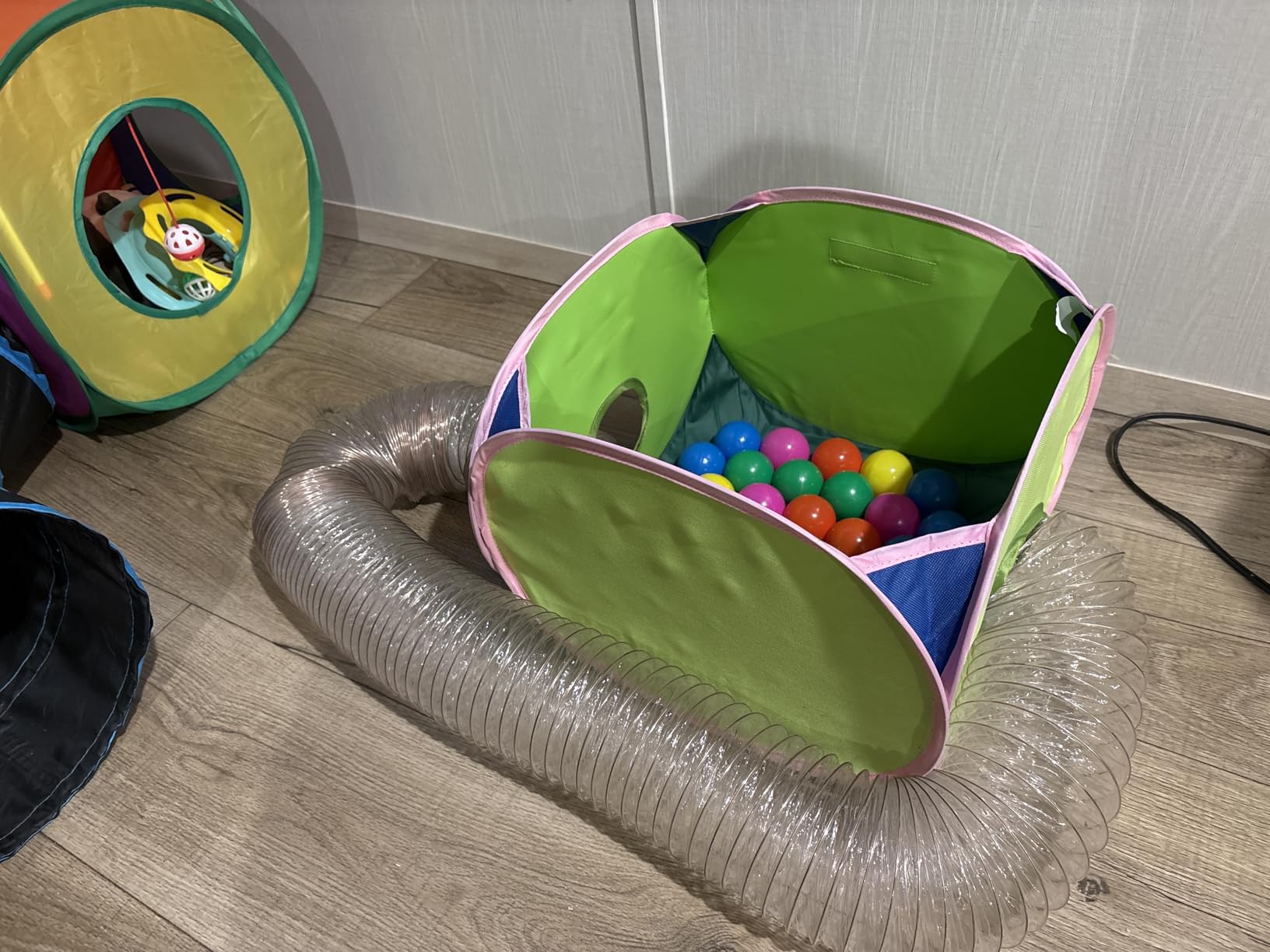 Marshall Pet Products Ferret Pop-N-Play Ball Pit, All Breed Sizes customer photo 1