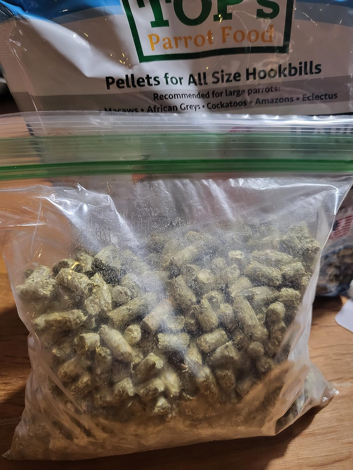 TOP's Parrot Pellets 4 lb, USDA Organic Certified, Non-GMO Bird Food for Hookbills customer photo 1