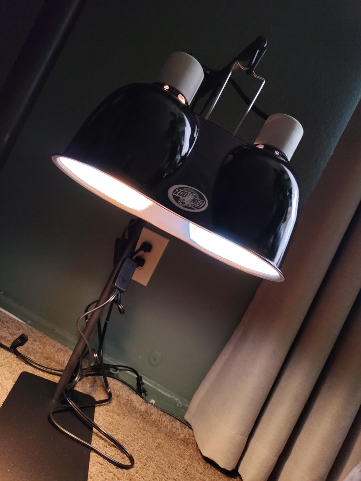 Zoo Med Desert UVB & Heat Lighting Dual Kit customer photo 1