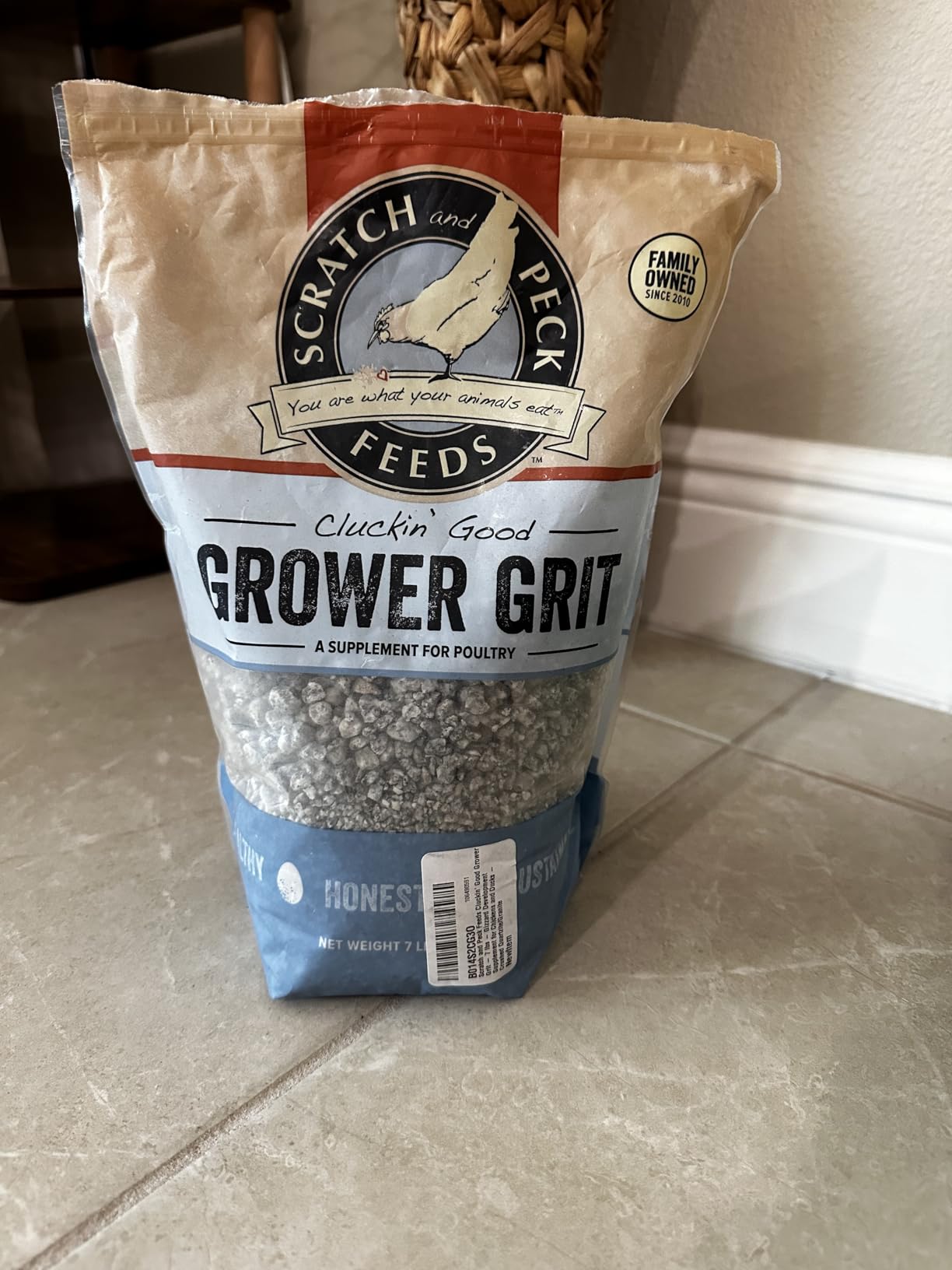 Scratch and Peck Feeds | Grower Grit for Chickens & Ducks | 7 lb Pouch customer photo 2