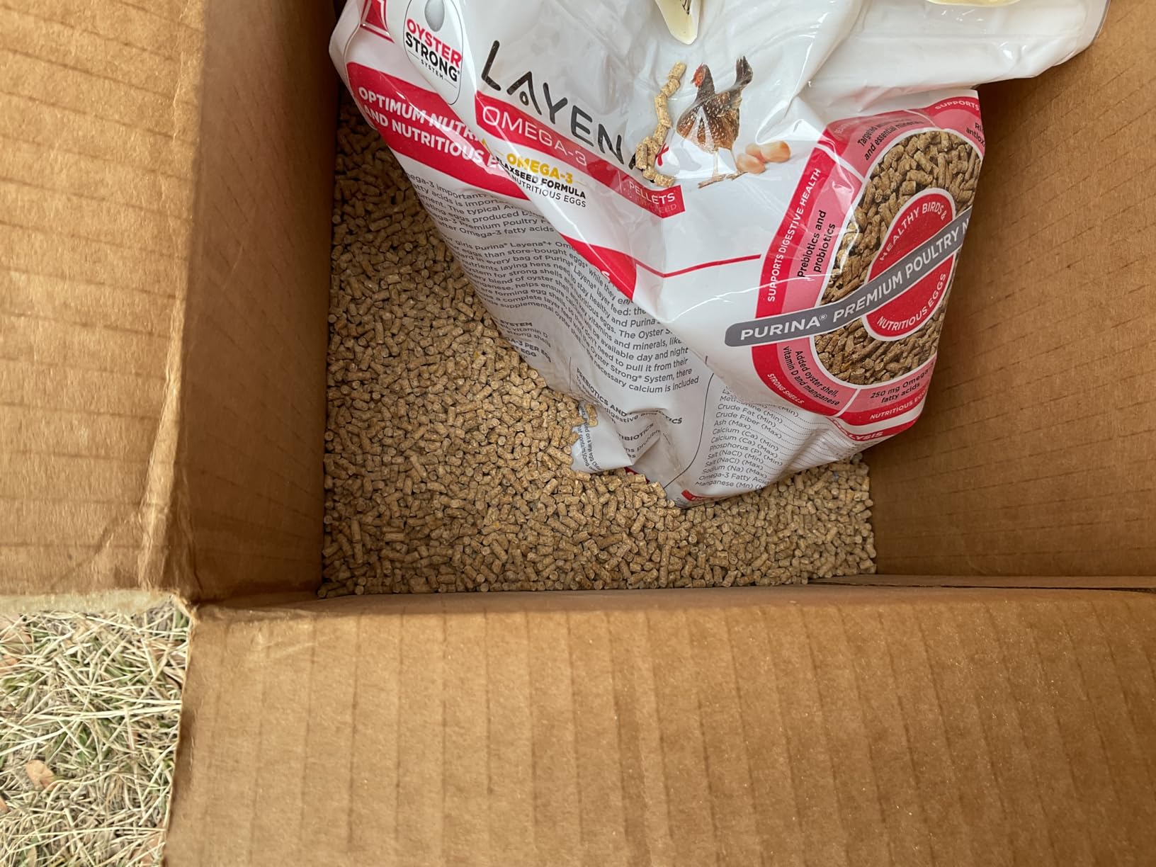 Purina Layena+ | Nutritionally Complete Layer Hen Feed | Omega 3 Formula - 40 Pound (40 lb) Bag customer photo 2