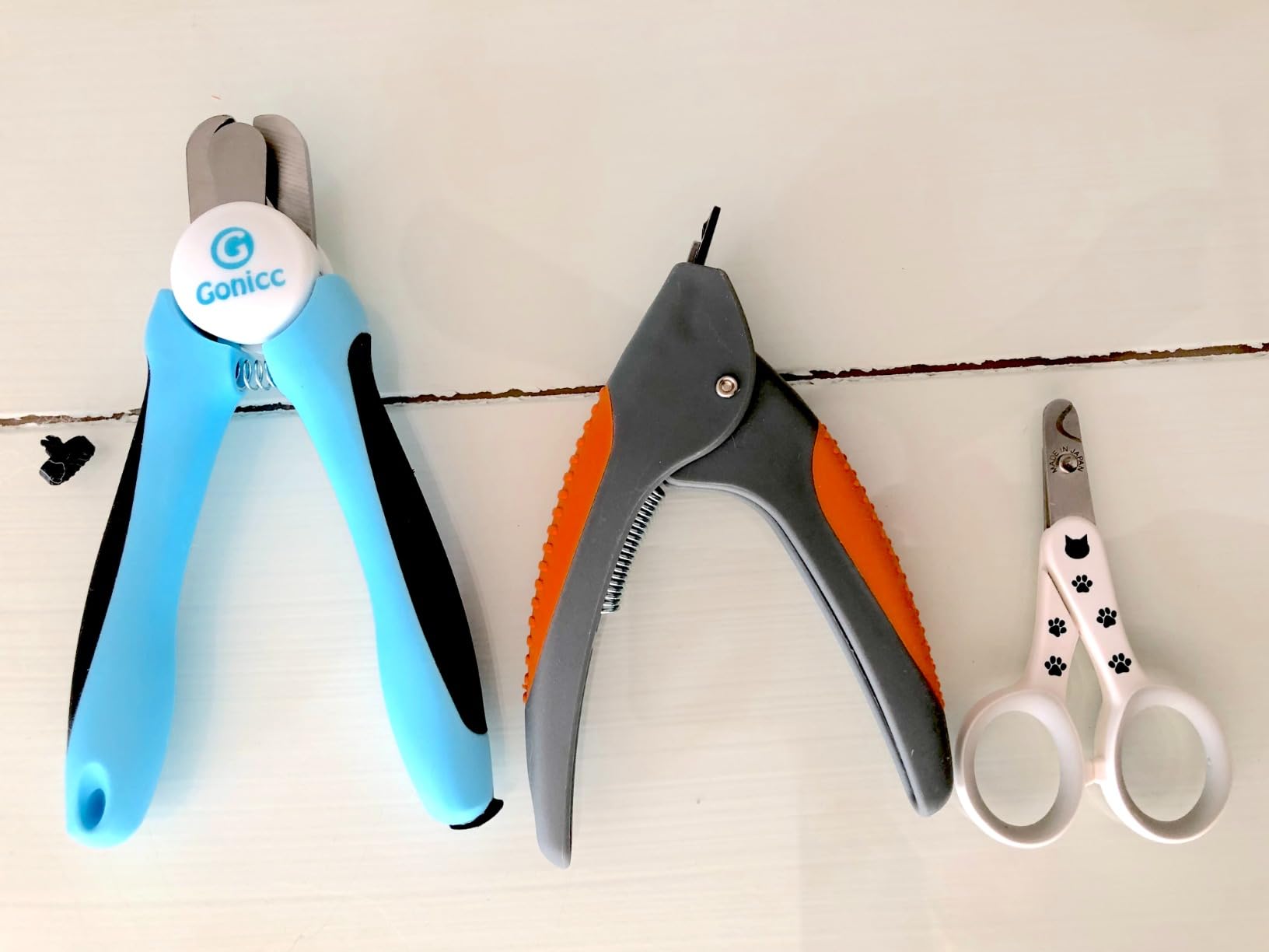 gonicc Professional Dog & Cat, Small Animals Nail Clippers & Trimmers | With Safety Guard to Avoid Overcutting, Free Nail File, Razor Sharp Blade - Ideal Grooming Tool for Dog & Cat, Small Animals customer photo 1