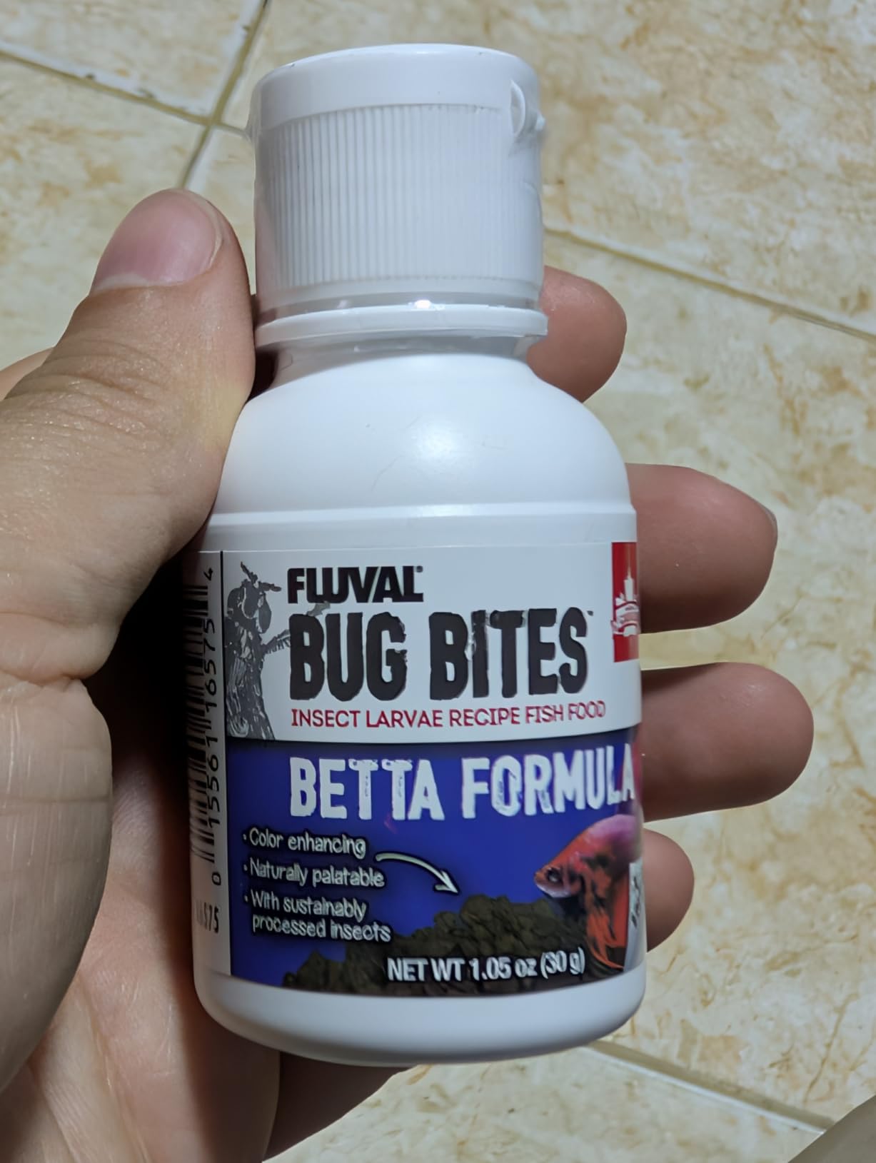 Fluval Bug Bites Betta Fish Food, Granules for Small to Medium Sized Fish, 1.05 Oz. customer photo 1