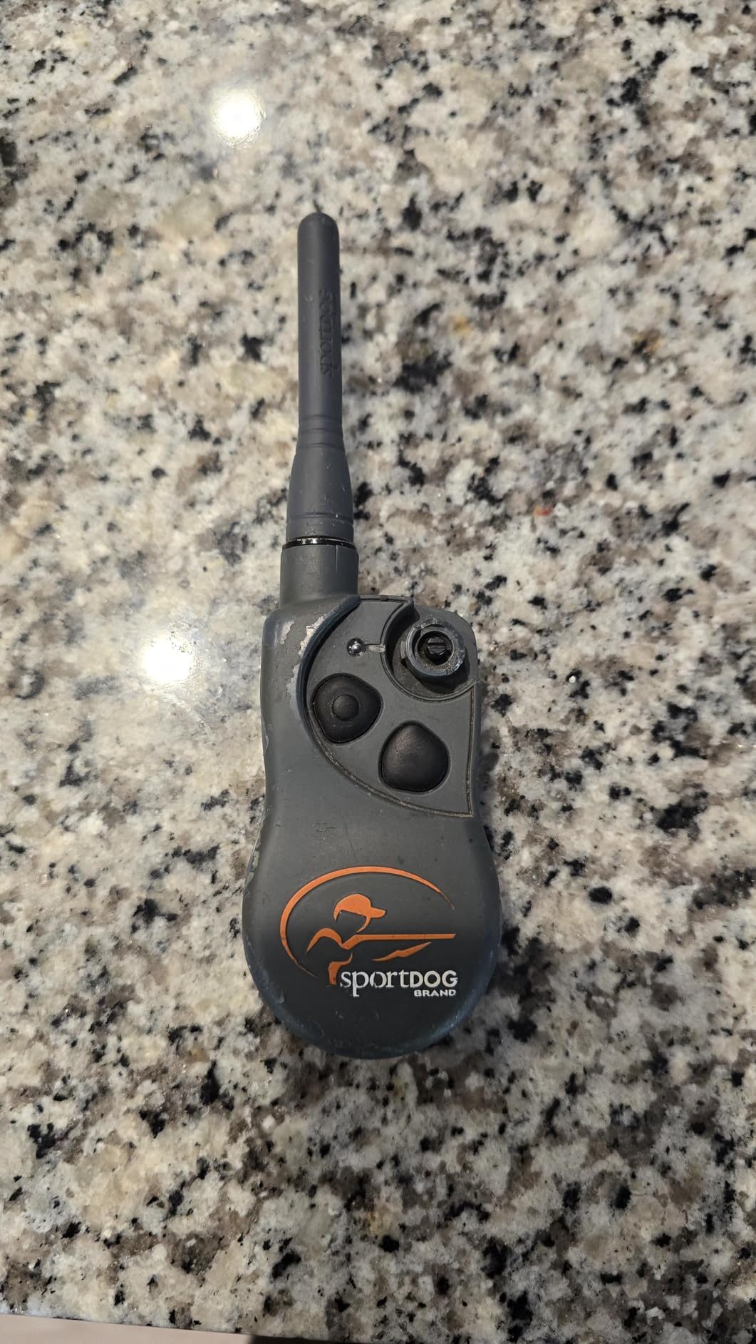 SportDOG SportHunter 825X Remote Dog Trainer, 1/2 Mile Range | Built For In-The-Field Training with Longer Ranging Dogs, 21 Levels of Static, Tone or Vibration, Waterproof to 25 ft customer photo 2