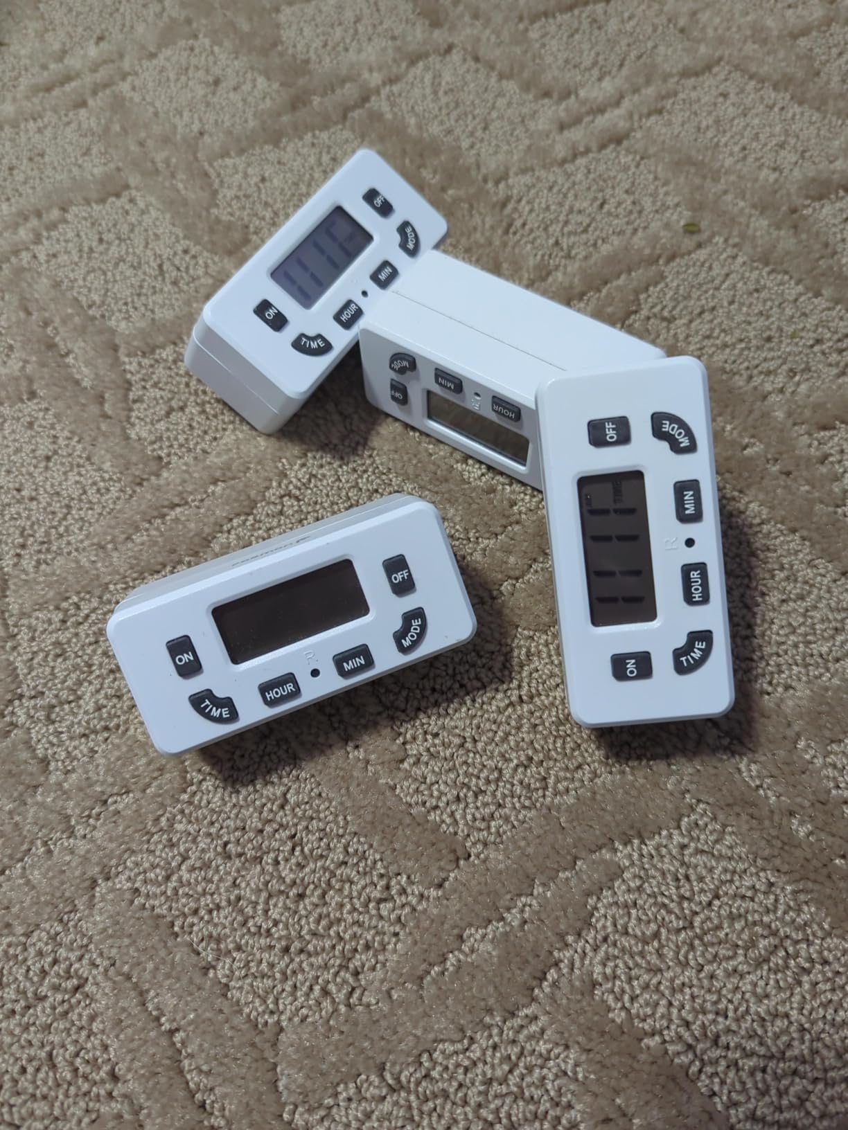 Fosmon 24 Hour Programmable Digital Timer Outlet (2 Pack), ON/Off Program, LCD Display, Mini Indoor Single Plug-in, 125V 15A for Seasonal Light, Lamp, Heater, Portable Fan, Aquarium customer photo 1