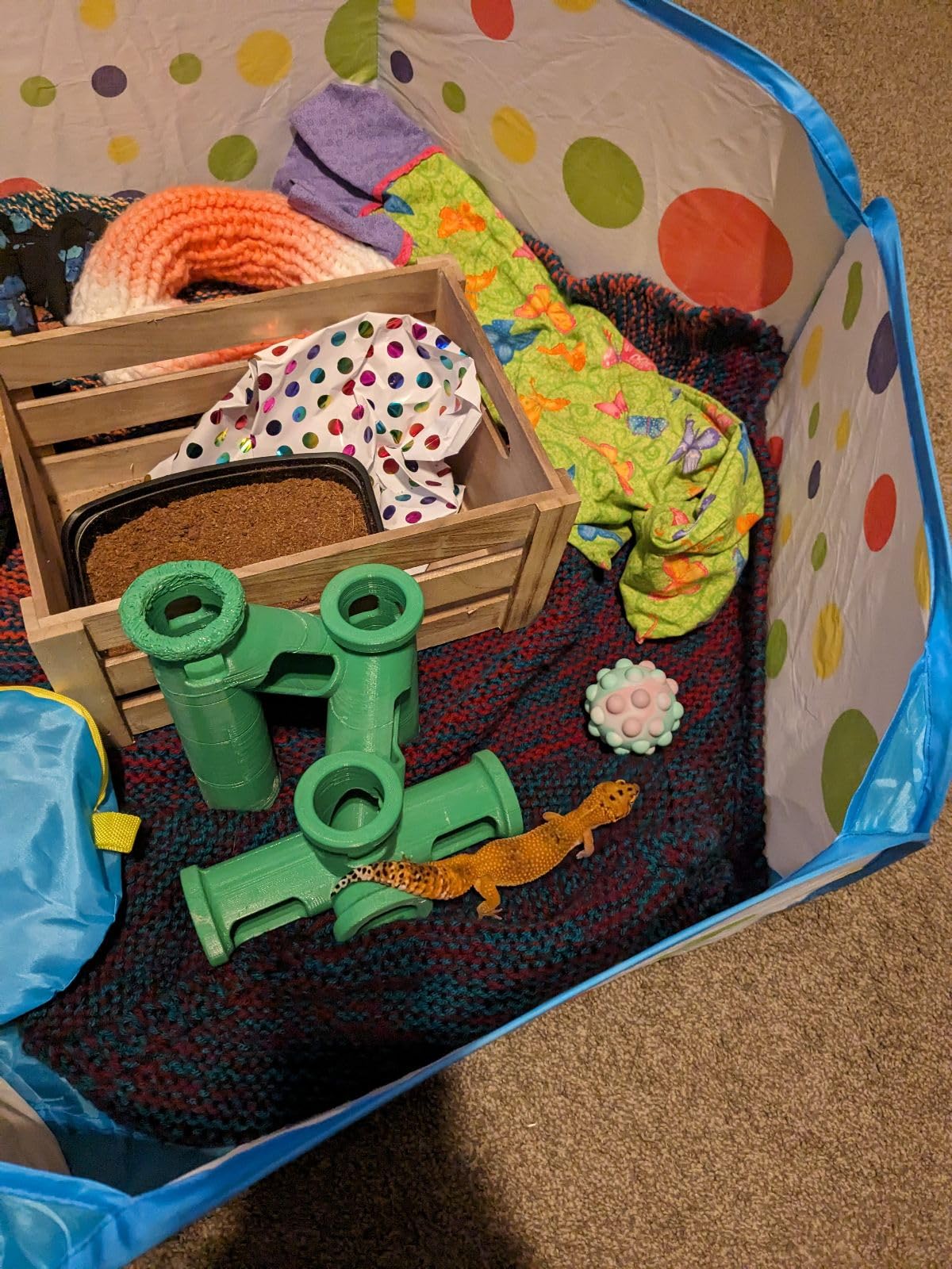 Amakunft Pop-Up Rabbit Playpen for Small Pets - Quick Open & Fold-Flat Hamster Play Pen - Indoor & Outdoor Playpen Bunny Pen with Travel-Friendly for Gunea Pig, Hedgehog, Bearded Dragon customer photo 1