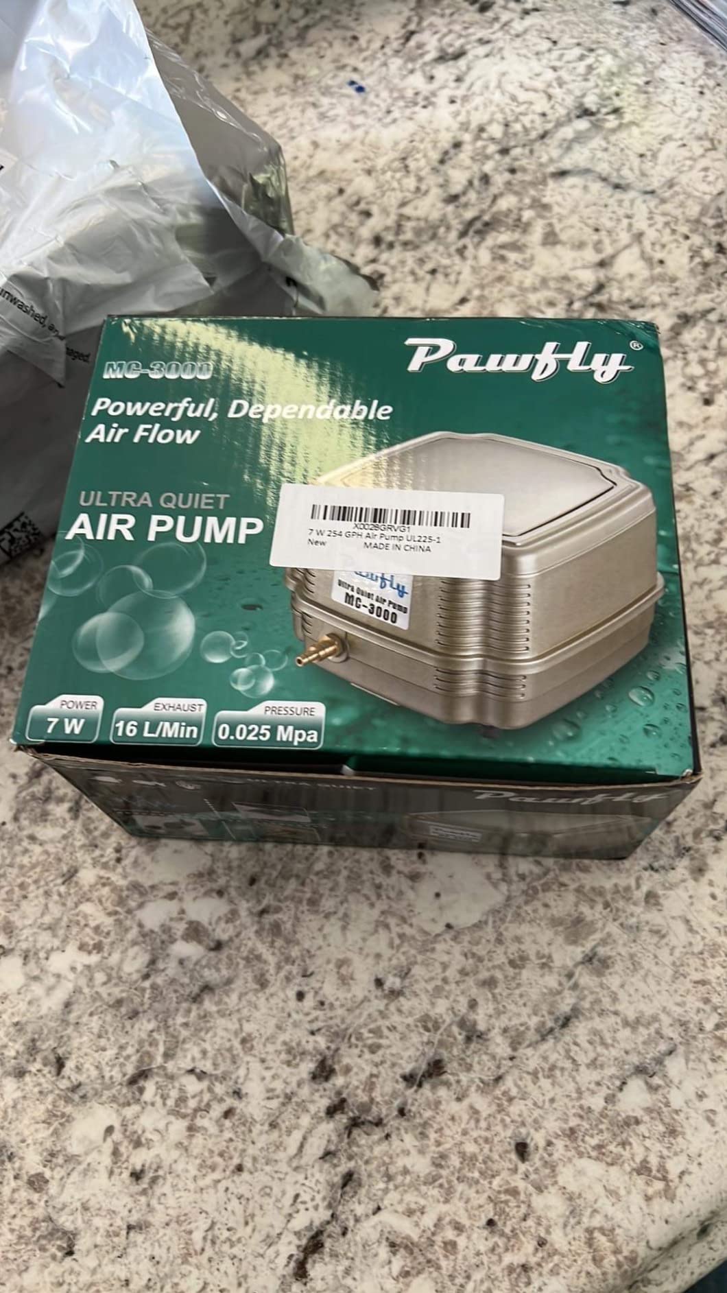 Pawfly 254 GPH Aquarium Air Pump Adjustable Quiet Oxygen Aerator Pump with Multi-Port Air Flow Control Lever Valve Splitter and Airline Tubing for Fish Tanks Ponds and DWC Systems Up to 300 Gallons customer photo 1