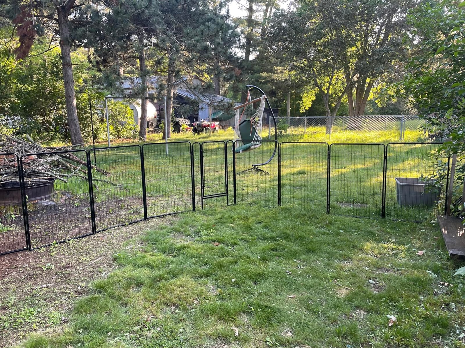 Yaheetech Dog Playpen Outdoor 40in 16-Panel Metal Fence for Yard RV Camping customer photo 2