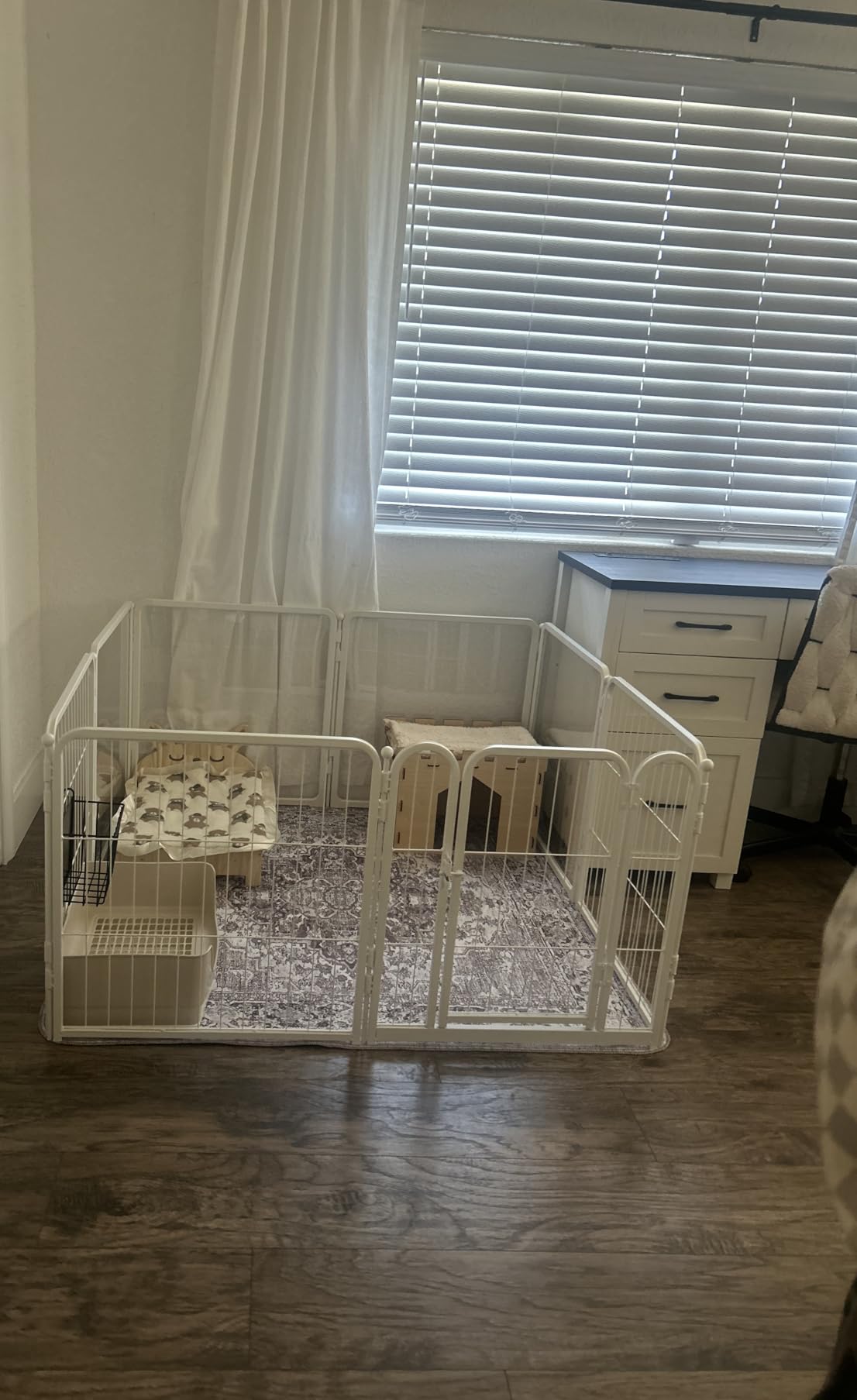 BWOGUE Large Rabbit Litter Box, Bunny Litter Box with Drawer, White | Potty Trainer Corner Bedding, Pull-Out Drawer Tray, Elevated Grate, Cage-Fixing Buckles, Stain- & Odor-Resistant Plastic customer photo 2