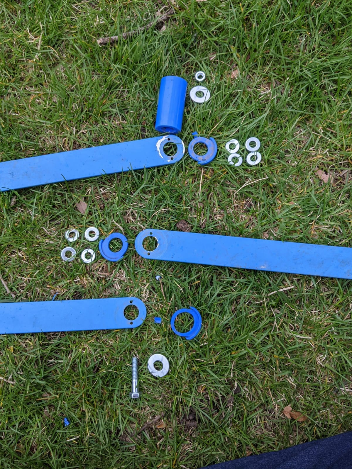 PawHut Dog Agility Training Equipment Set with Weave Poles Carry Bag White customer photo 1