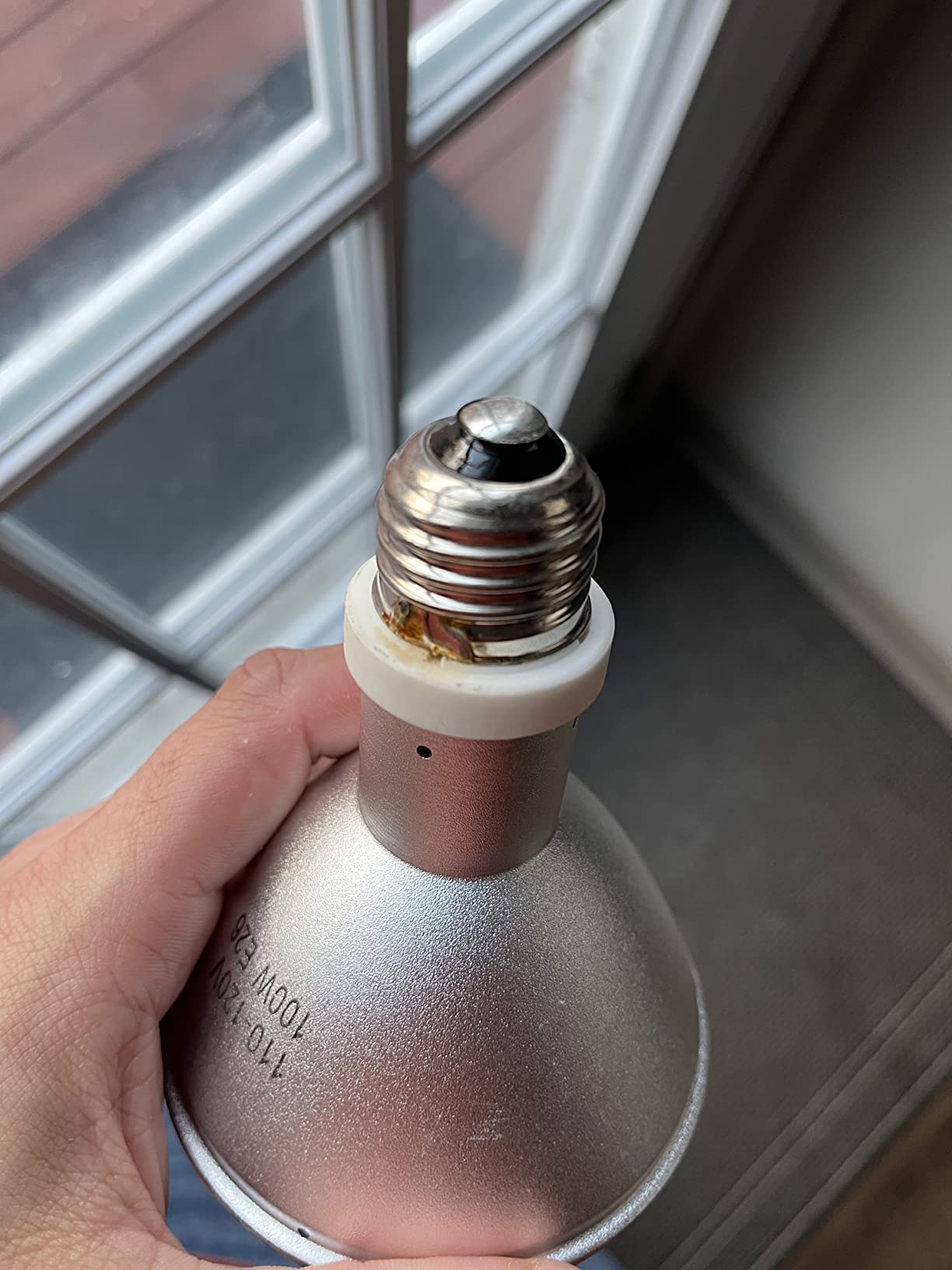 Deep Heat Projector Reptile Heat Lamp Bulb (DHP 100W, PAR30) - Basking Light for Bearded Dragon & Leopard Gecko customer photo 1