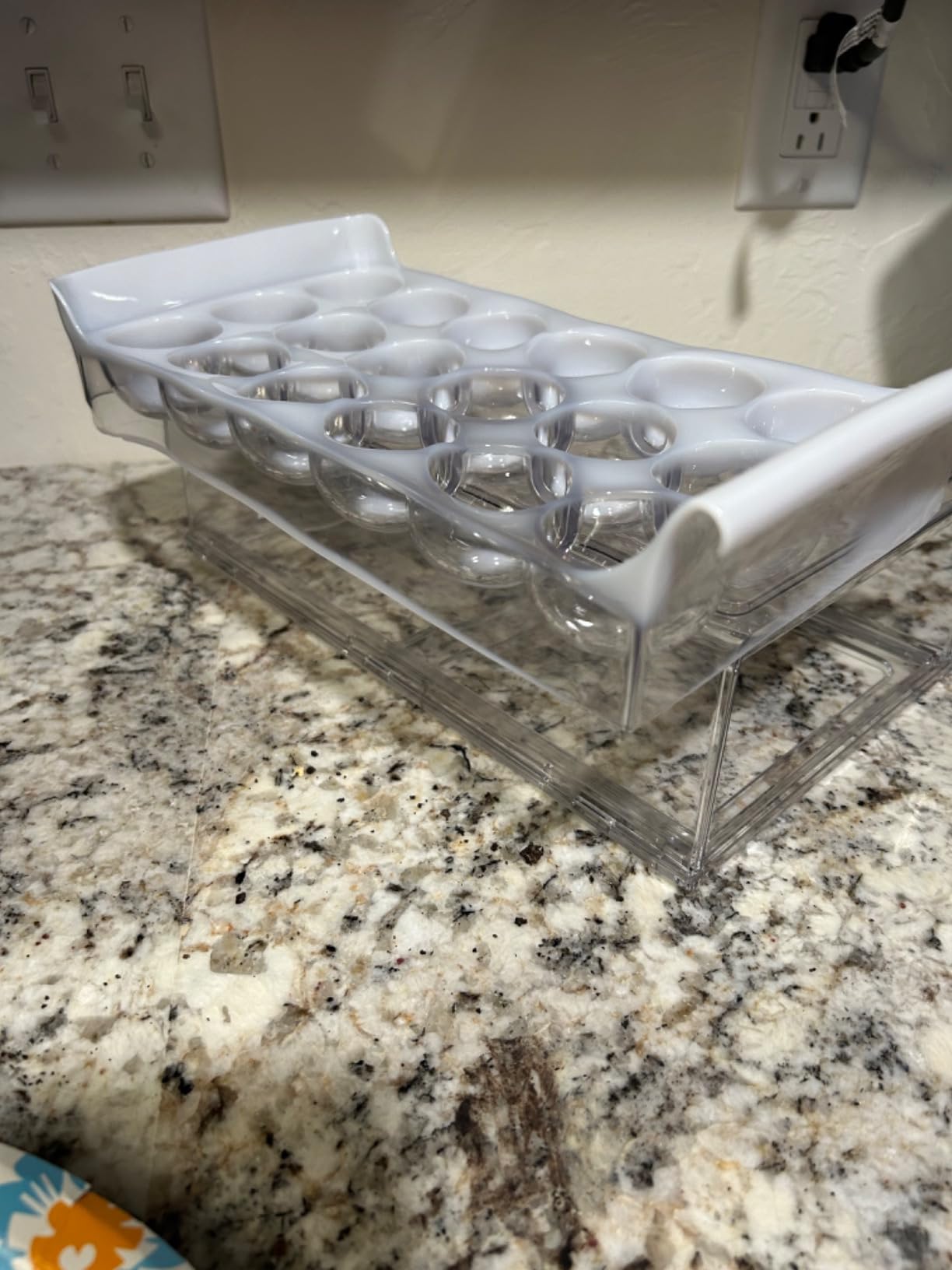 Ettori Egg Container for Refrigerator BPA Free Refrigerator Organizer Bins,Stackable Egg Holder for Refrigerator,18 Egg Tray,Clear customer photo 1