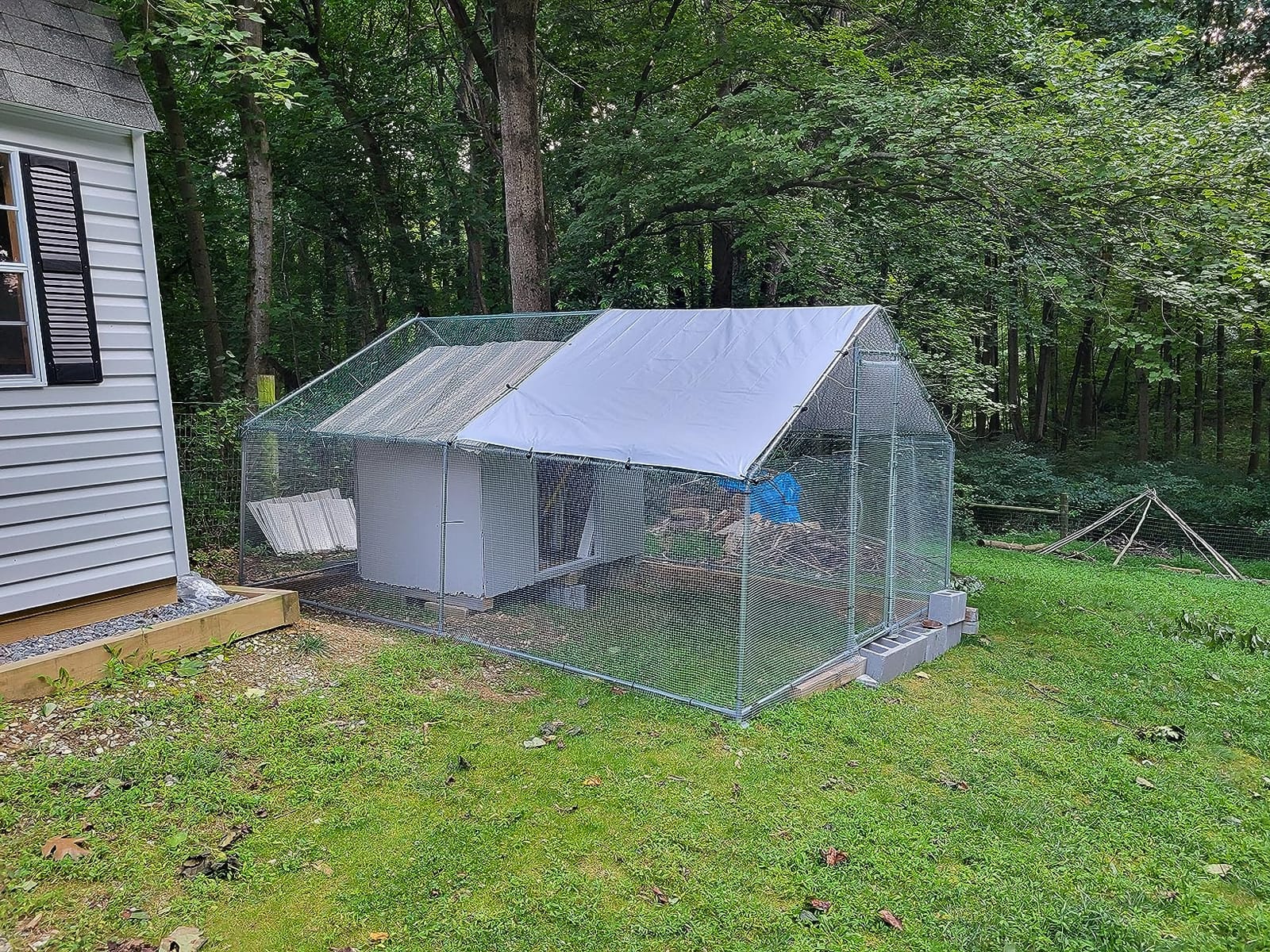 NUGRIART Large Metal Chicken Coop Walk-in Poultry Cage Hen Duck Run House with Waterproof & Anti-UV Cover Galvanized Rabbits Habitat Spire Shaped Cage for Outdoor Yard Farm Use customer photo 1
