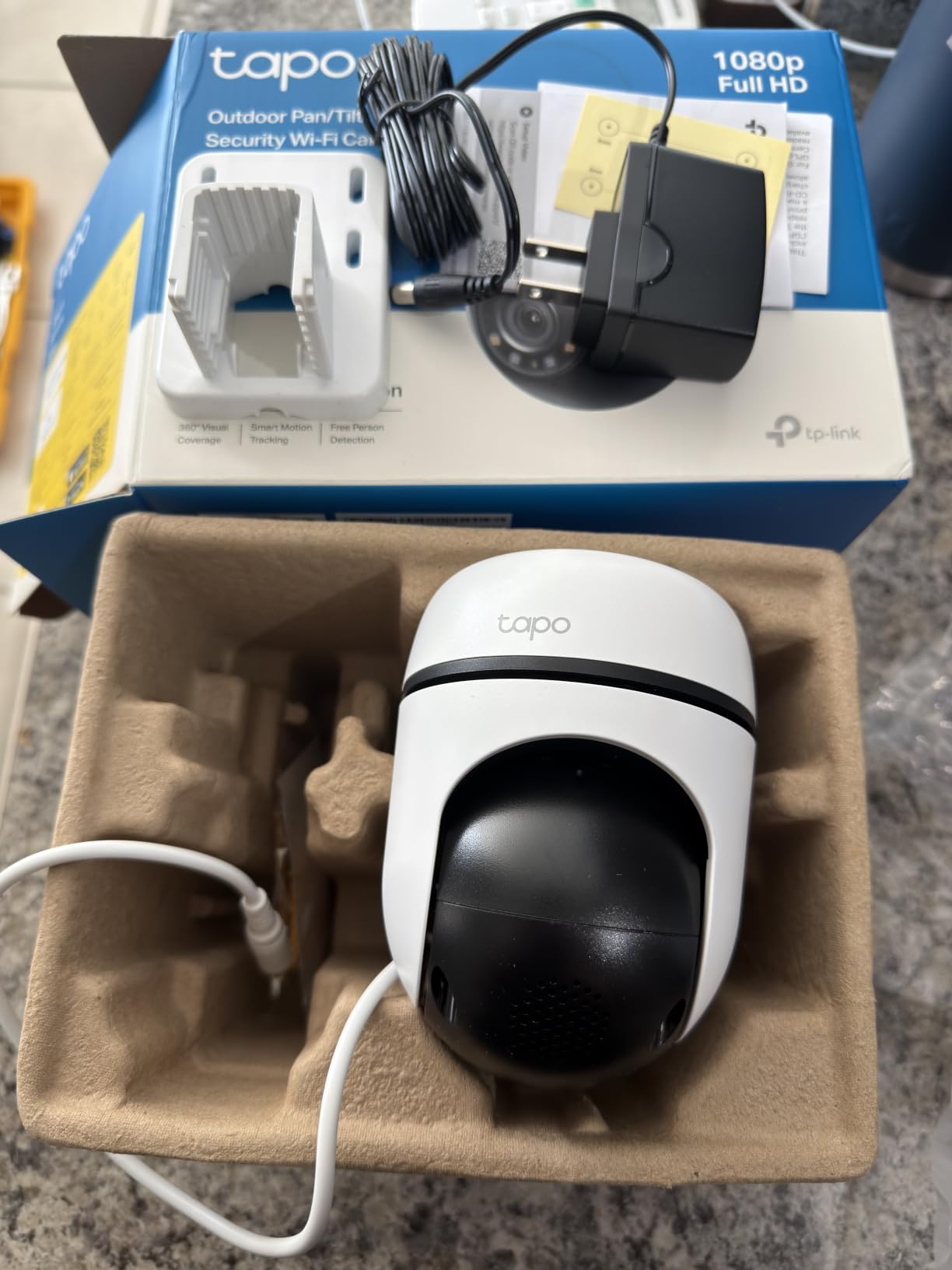 Tapo 1080P Outdoor Wired Pan/Tilt Security Wi-Fi Camera, 360° View, Motion Tracking, Works with Alexa & Google Home, Night Vision, Free AI Detection, Cloud & SD Card Storage(up to 512GB), Tapo C500… customer photo 1