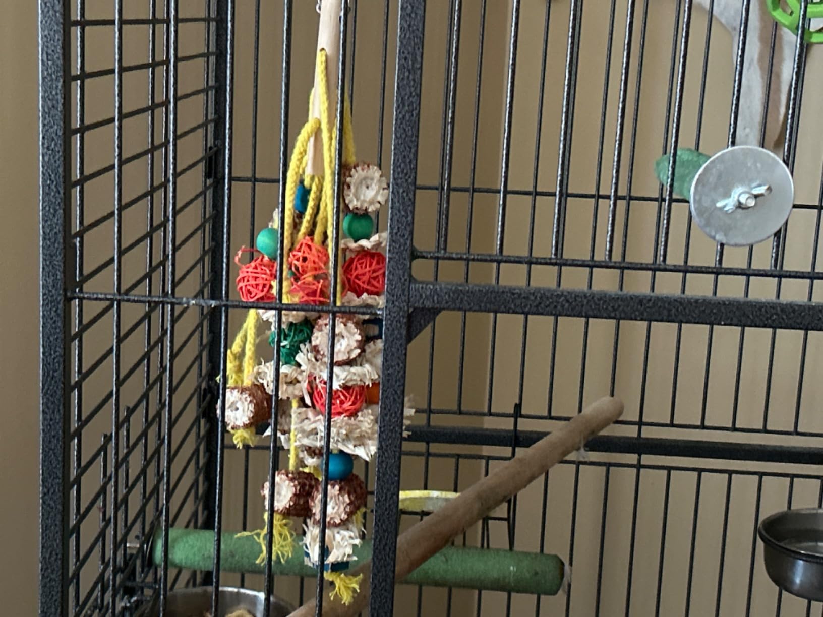 lovyoCoCo Parrot Toys Bird Toys Natural Corn Cob Bird chew Toys for Small and Medium-Sized Macaws, African Grey, Cockatoos, Amazon Parrots, Parakeet, Cockatiel, Sun Conure, Lovebird with Wooden Blocks customer photo 2