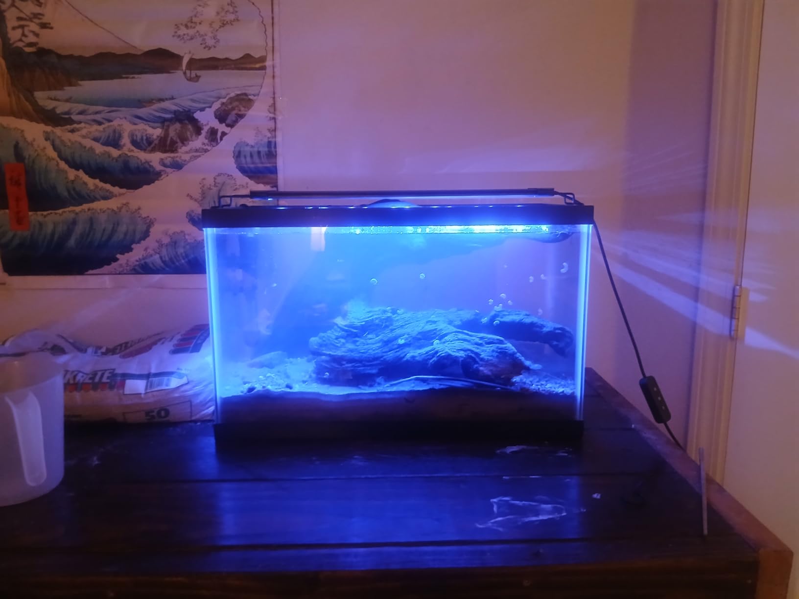 Pawfly 11W Aquarium LED Light for 12 to 18 Inch Fish Tanks Extendable Fish Tank Light with Full Spectrum Brilliant White Blue Red Lights with Daytime & Night Modes and Adjustable Brightness customer photo 2