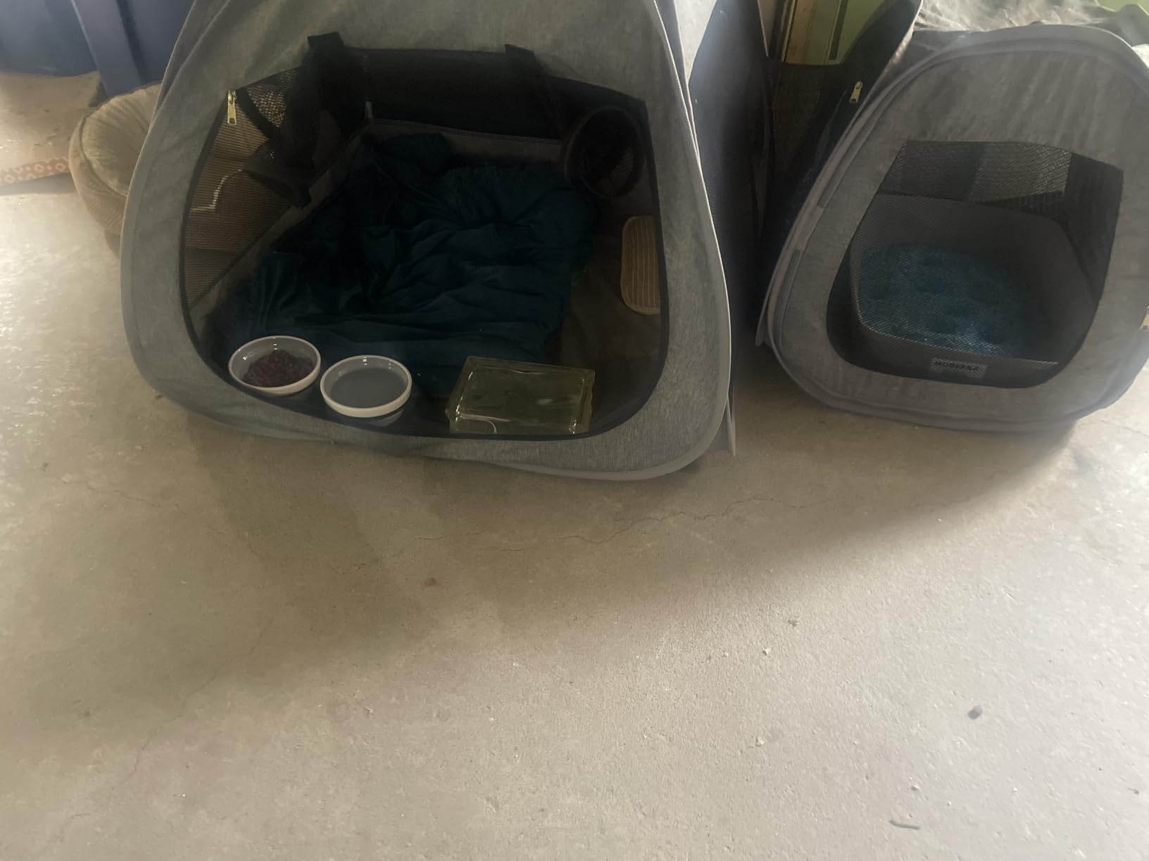 Tenrai Portable Cat Playpen, Trapezoidal Design for Better Standing, Foldable Pet Tent for Indoor and Outdoor Use of Kitten and Puppy, Dog Play Enclosure, Cat Houses & Condos customer photo 1