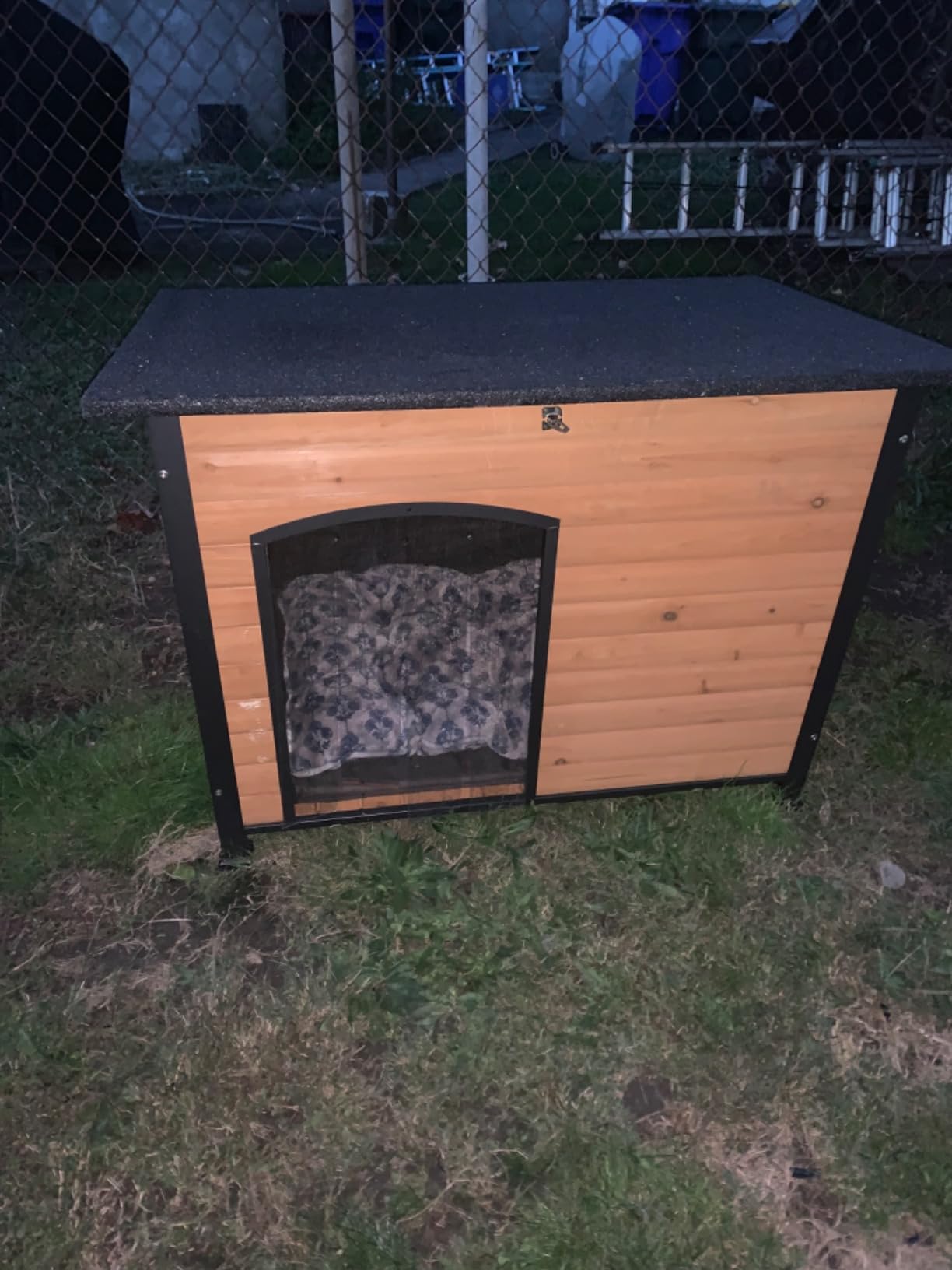 Aivituvin Heated Dog House Outdoor & Indoor Dog Kennel with Insulated Liner & Heating System for Winter Waterproof Large Dog Cage for Small & Medium & Large Dogs,Unique All-Around Iron Frame customer photo 1