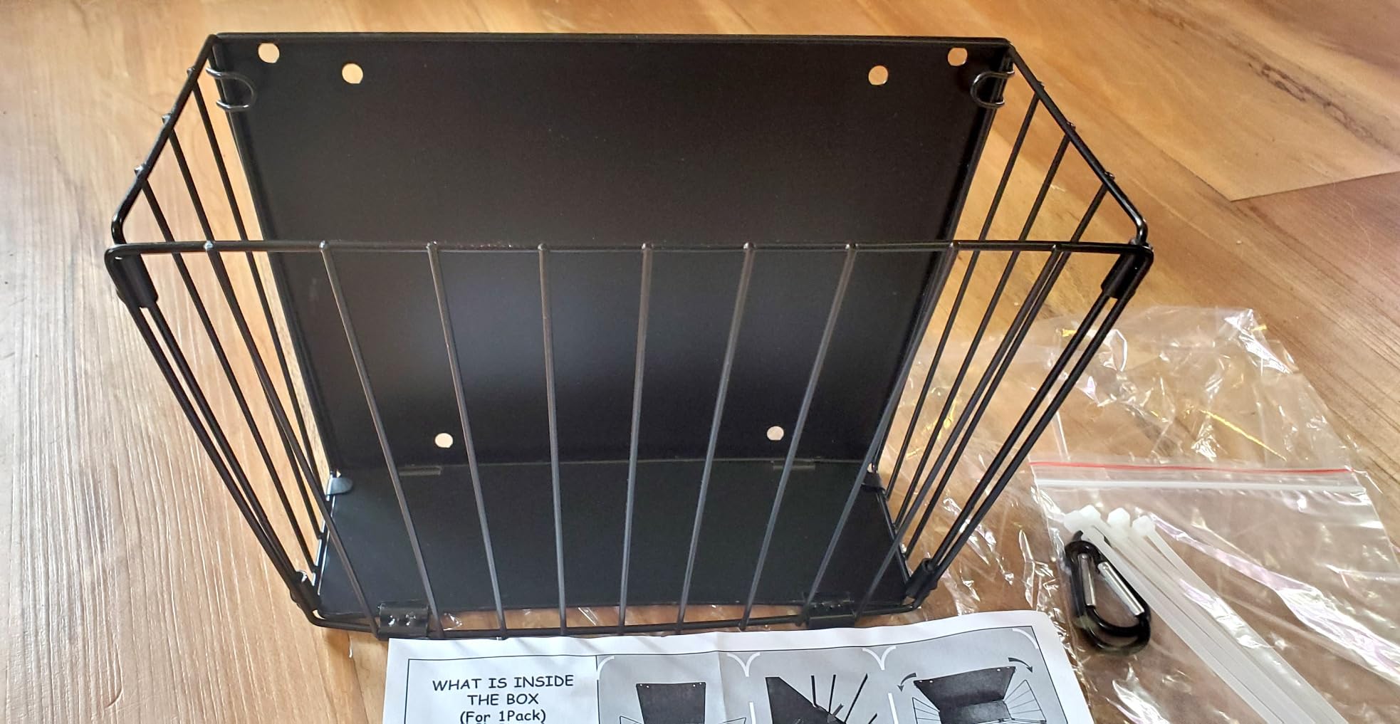 X Large Rabbit Hay Feeder Guinea Pig Hay Feeder Metal Frame Bunny Hay Holder Guinea Pig Hay Holder for Bunny, Guinea Pigs, Chinchillas, Small Animals (1 Pack) customer photo 1