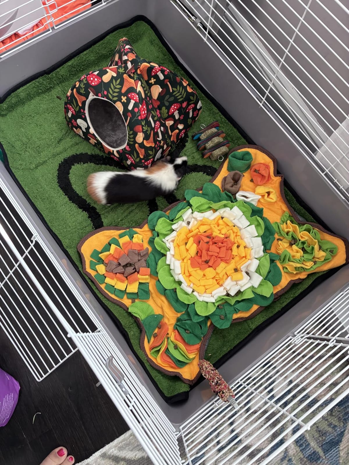 Rabbit Foraging Mat Snuffle Mat, Interactive Bunny Toys Feed Game for Boredom, Small Pet Puzzle Toy, Yuoaes 17.3