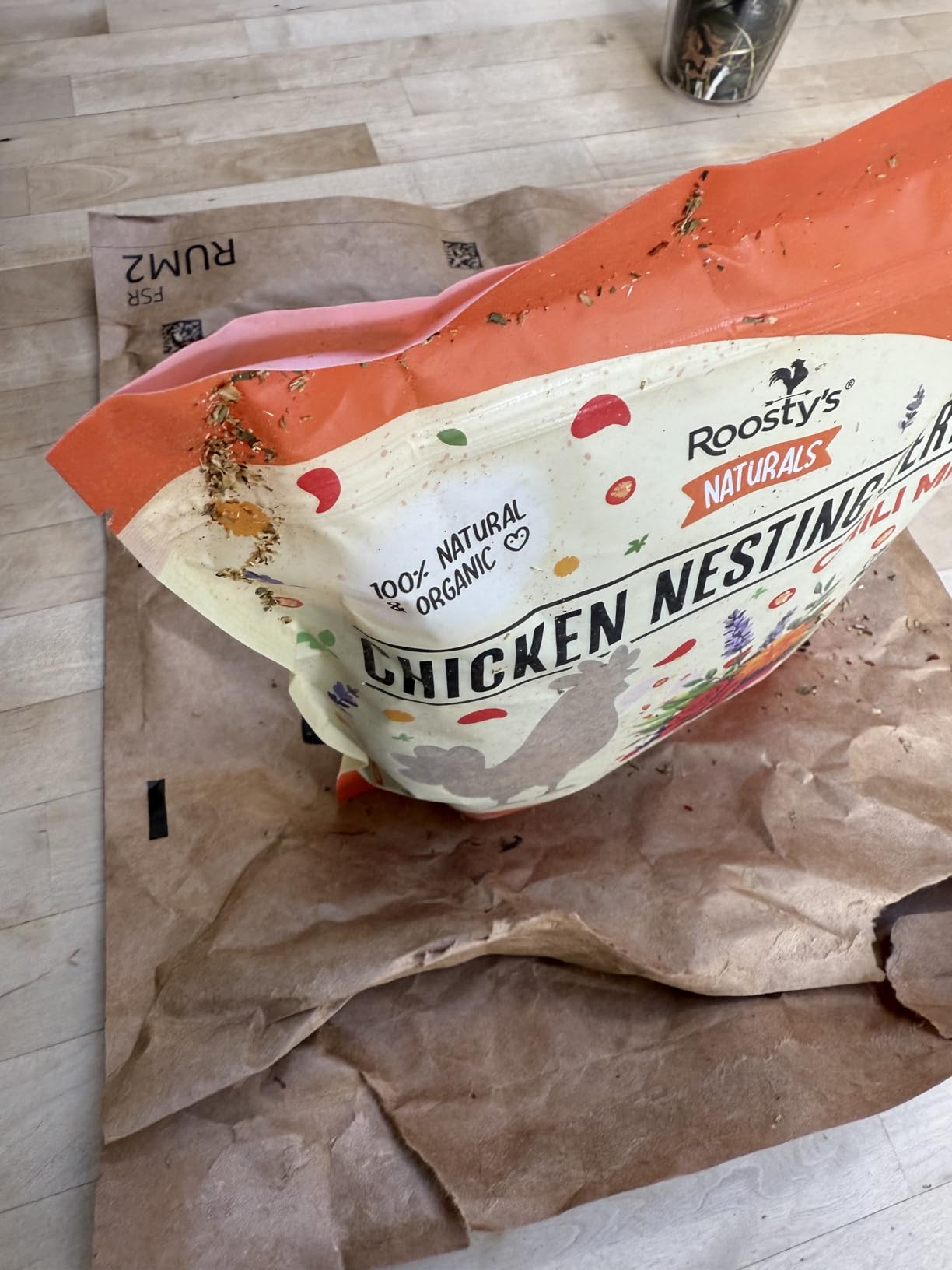 Roosty's Chicken Nesting Herbs Chili Mix, Coop Refresher, 16oz | USA Made customer photo 1