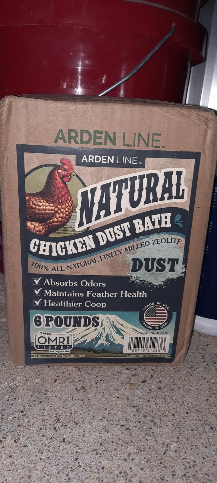 Zeolite Chicken Dust Bath, 6 lb, Natural Mineral Dust Bath for Chickens | Ultrafine milled clinoptilolite powder captures excess plumage oil and moisture; OMRI Listed, made in the USA customer photo 1