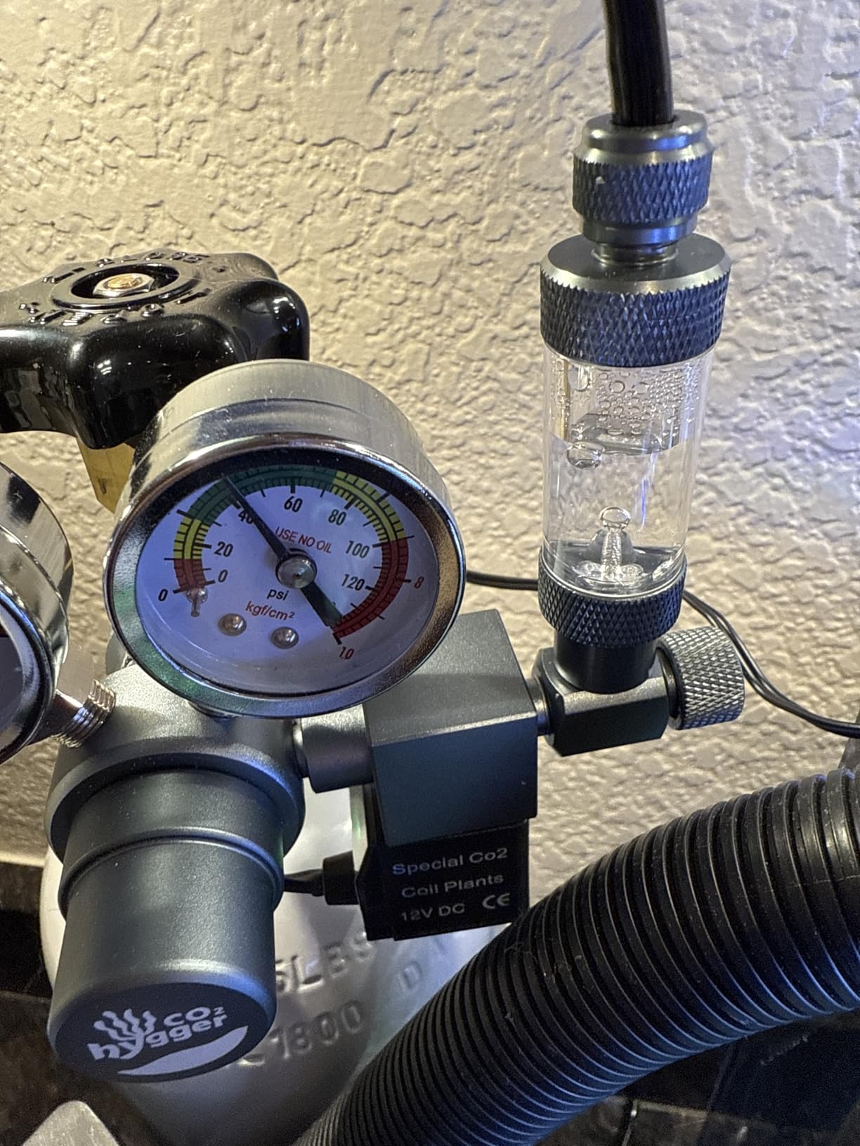 Aquarium Co2 Regulator, Dual Gauge Accurate Display, with 12V DC Solenoid Valve, Bubble Counter and Check Valve,for Establishing CO2 System in Aquatic Plant Tank customer photo 1