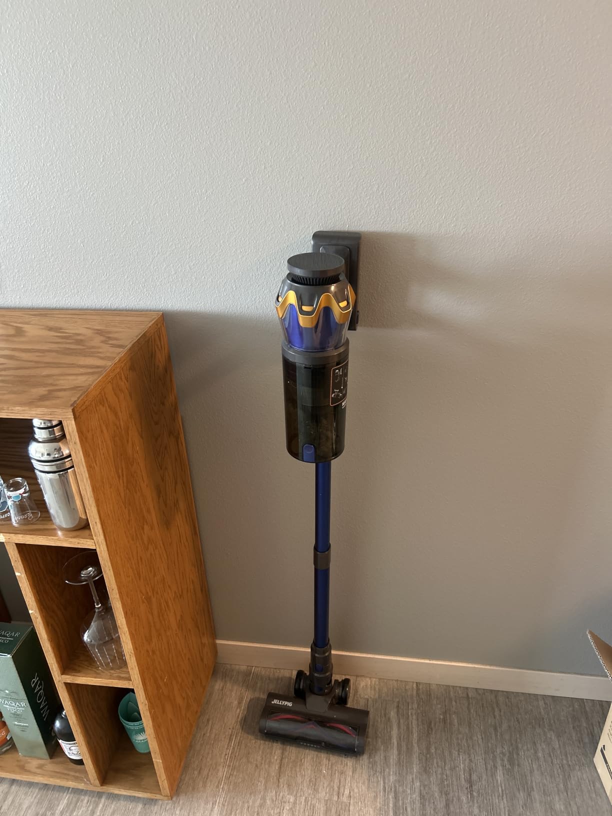 Cordless Vacuum Cleaner, Upgraded 650W 55KPA 70Mins Cordless Stick Vacuum Cleaner with Self-Standing and Touch Screen, Anti-tangle Wireless Vacumm, Vacuum Cleaners for Home/Pet Hair/Carpets/Floors customer photo 2