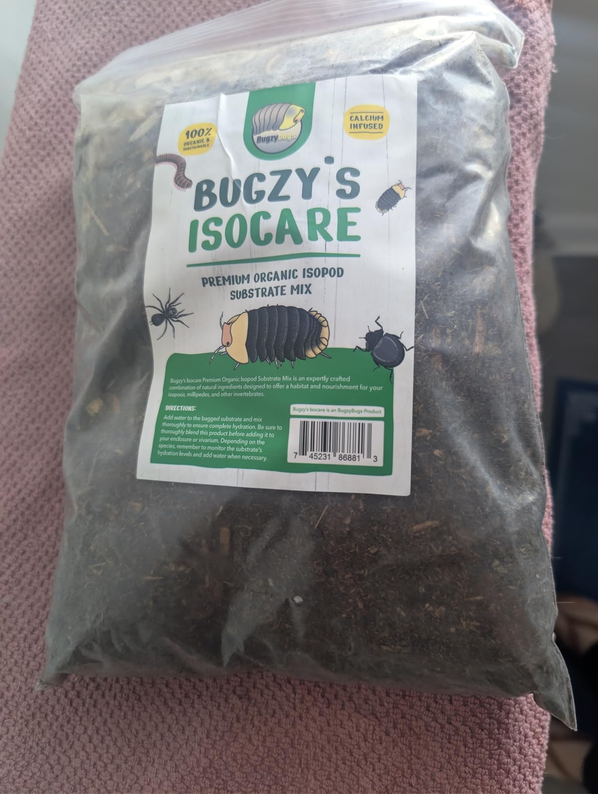 Isocare Bioactive Terrarium Substrate Mix 4 Quart Vivarium Substrate for Isopods, Reptiles, Amphibians, Springtails All-Natural Nutrient-Rich Blend customer photo 1