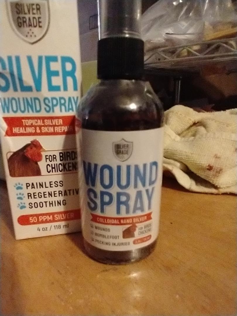 Wound Spray for Chicken - Birds & Chicken Antibiotics Alternative to Help with Pecking Sores, Bumblefoot, Cuts - Poultry Spray with Silver - GMOs Free - 4-Oz Bottle customer photo 2