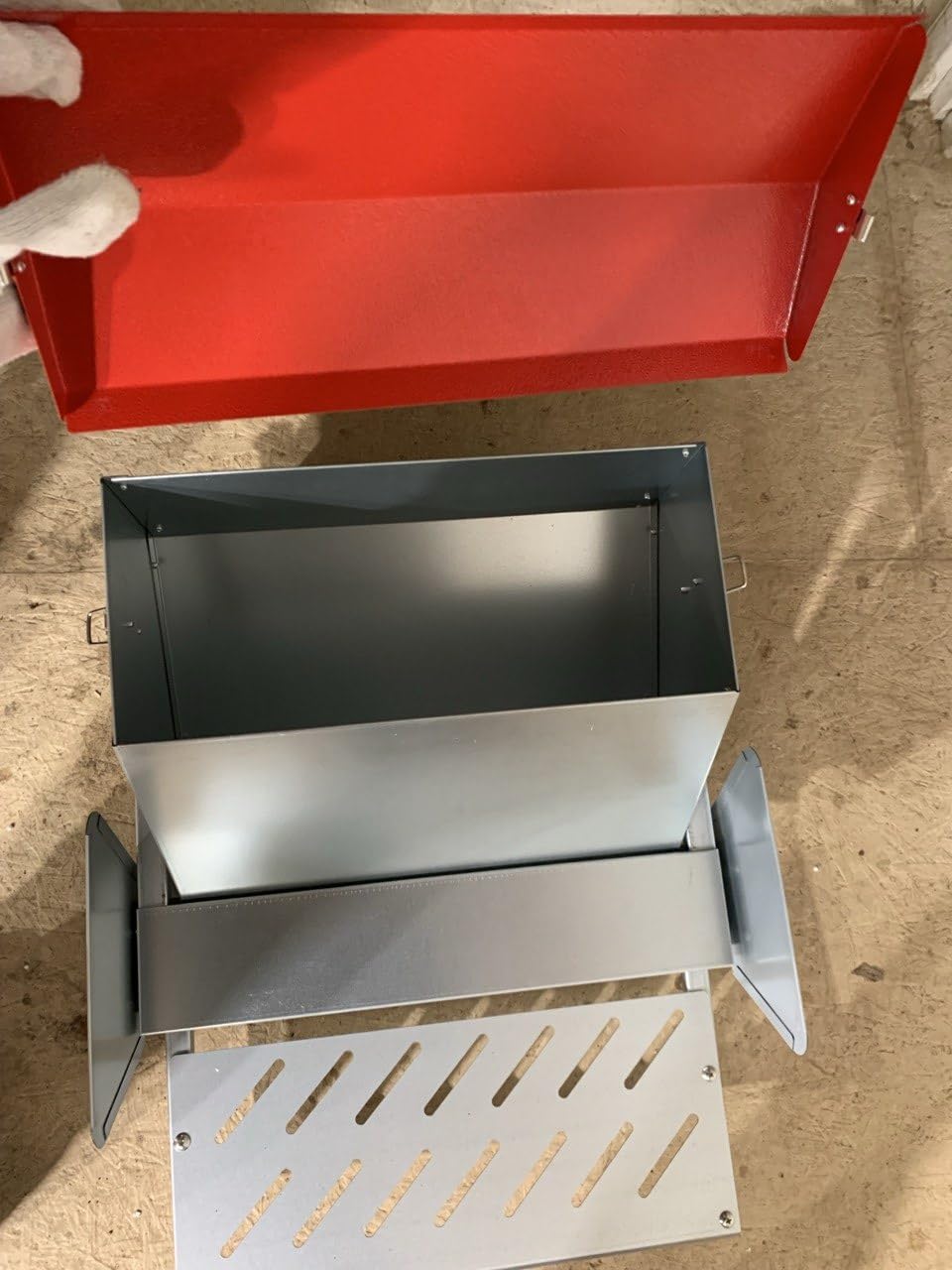 25lbs Automatic Chicken Feeder-Metal Treadle Poultry Feeder, No Waste Rat Proof Chicken Feeder with Sturdy Galvanized Steel Build and Weatherproof Locking Lid customer photo 1