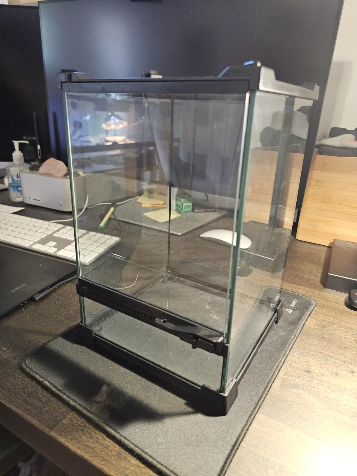 11 Gallon Fully Assembled Glass Reptile Enclosure,12