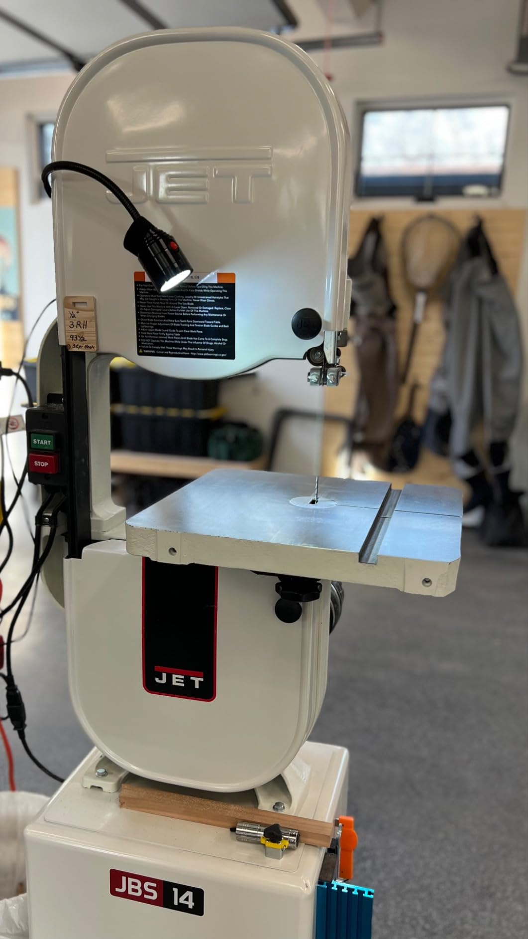 JET 14-Inch Woodworking Band Saw, 1 HP, 115/230V 1Ph (JWBS-14CS) customer photo 2