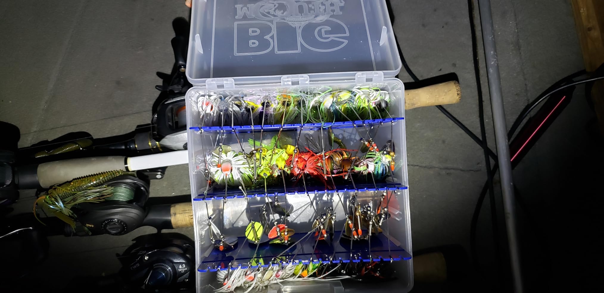 Flambeau Outdoors 00330 Medium Spinnerbait Box, Fishing Bait and Lure Organizer, Clear customer photo 1