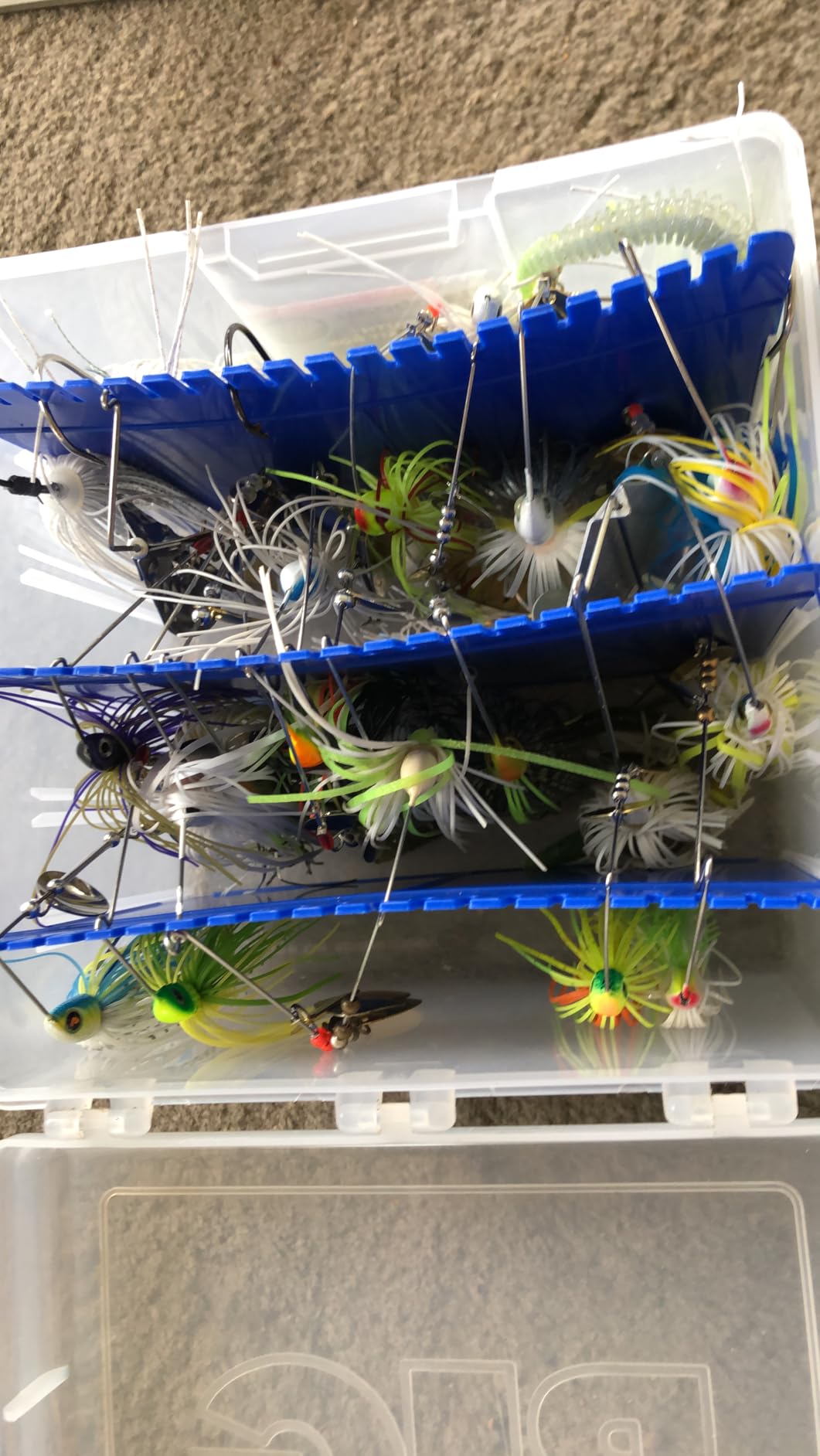 Flambeau Outdoors 00330 Medium Spinnerbait Box, Fishing Bait and Lure Organizer, Clear customer photo 2