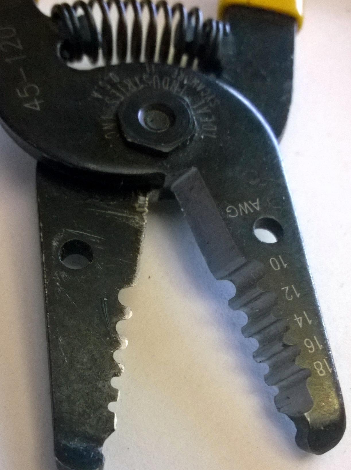 IDEAL Wire Strippers, Electrical T-Stripper, Pro Electrical Tool customer photo 1