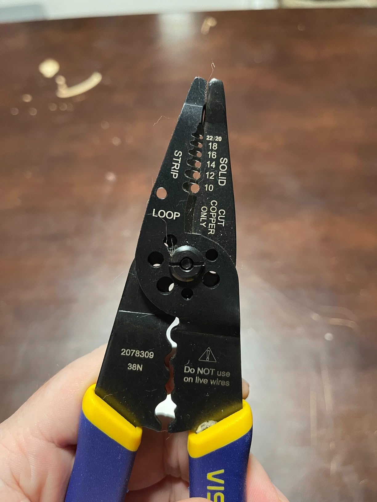 IRWIN Vise-Grip Wire Stripper, 8 Inch, Cuts 10-22 AWG, Plier Style Nose, ProTouch for Comfort, Blue (2078309) customer photo 1
