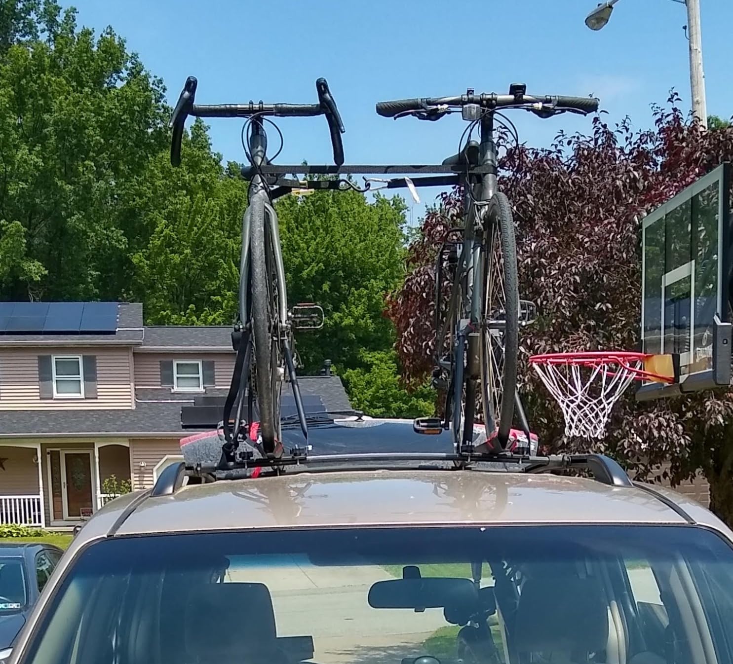 Swagman Upright Roof Mount Bike Rack – Rooftop Upright Bike Carrier for Secure Bicycle Transport customer photo 1
