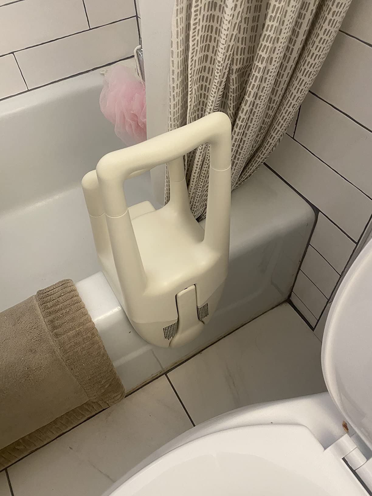 Moen DN7075 Home Care Locking Dual Tub Grip, Glacier customer photo 1
