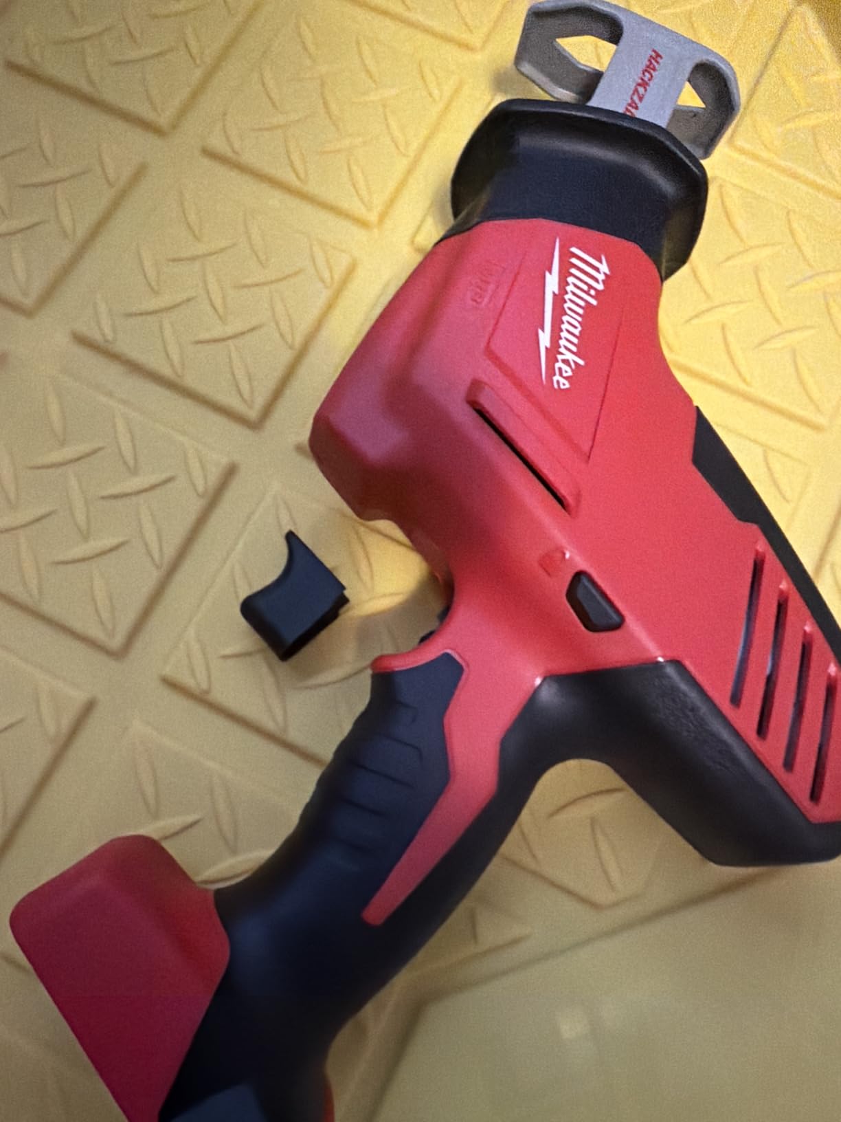 Milwaukee 2625-20 M18 18-Volt Lithium-Ion Cordless Hackzall Reciprocating Saw, Bare Tool customer photo 1