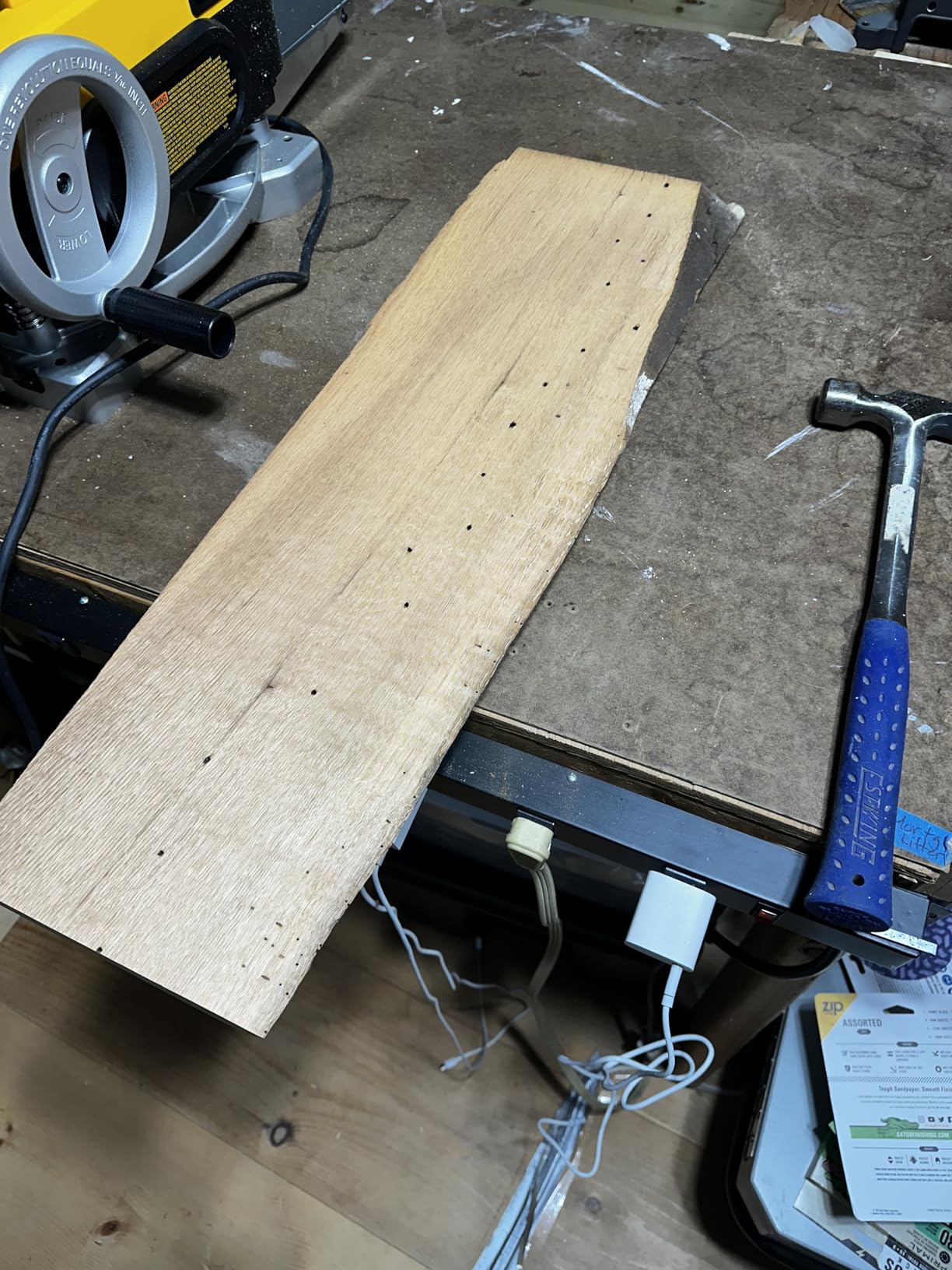 DEWALT Thickness Planer, 13-inch Wood Planer, Three Knife Two Speed, 15 Amp, 20,000 RPM Motor (DW735X) customer photo 1