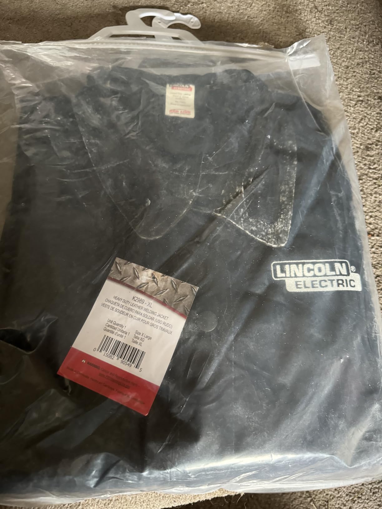 Lincoln Electric Heavy Duty Leather Welding Jacket | Ideal for High Amperage or Out of Position Welding | Medium | K2989-M,Black/Red customer photo 2