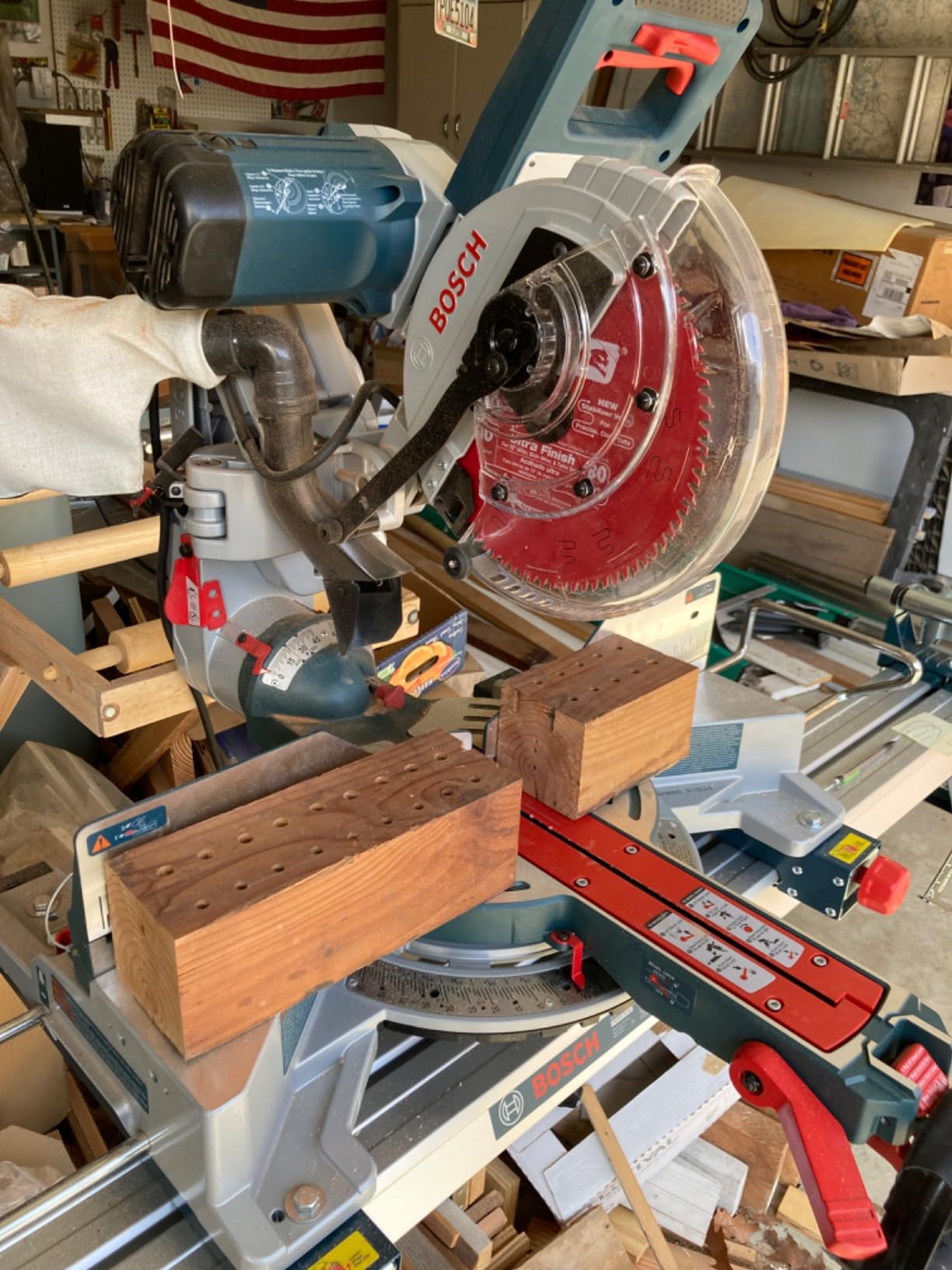BOSCH 15.0 Amp CM10GD 10 In. Dual-Bevel Glide Miter Saw for Woodworking customer photo 2