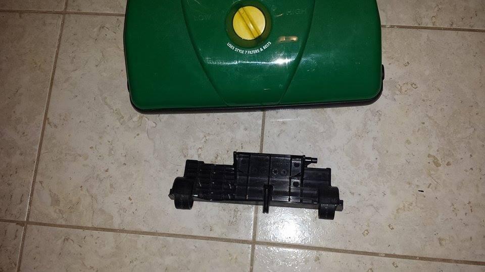 BISSELL BigGreen Commercial PowerForce Bagged Lightweight, Upright, Industrial, Vacuum Cleaner, BGU1451T customer photo 1