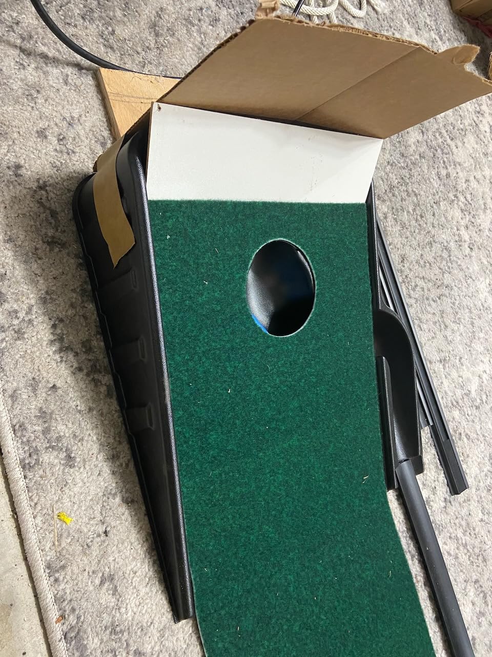 SKLZ Putting Green: Perfect Your Golf Skills with Realistic Home Practice - Improve Your Putting Stroke, Lower Your Scores, and Enjoy Convenient, Training Anytime, Anywhere! customer photo 2