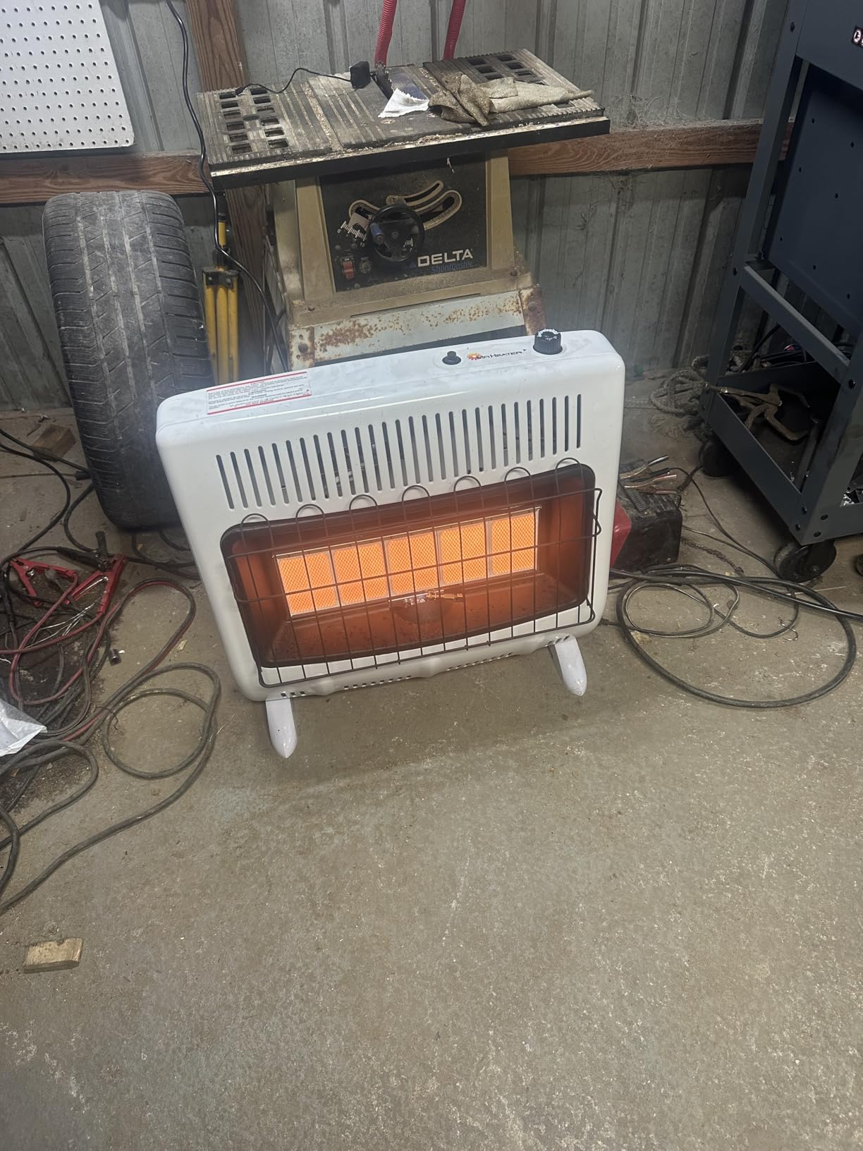 Mr. Heater 30,000 BTU Vent Free Radiant Propane Heater customer photo 2
