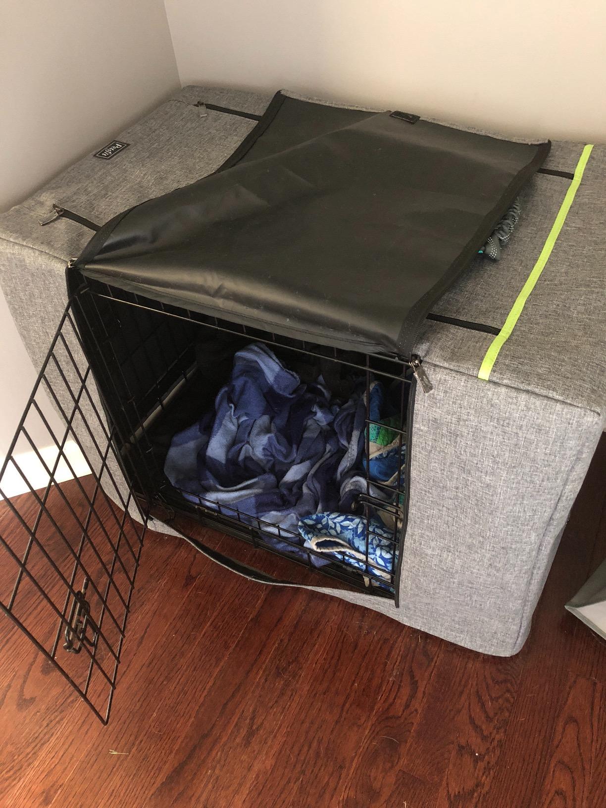 PETSFIT 36 Inch Wire Dog Crate Cover, Double Doors, Mesh Window, Detachable Top and Back Flap, Grey customer photo 1