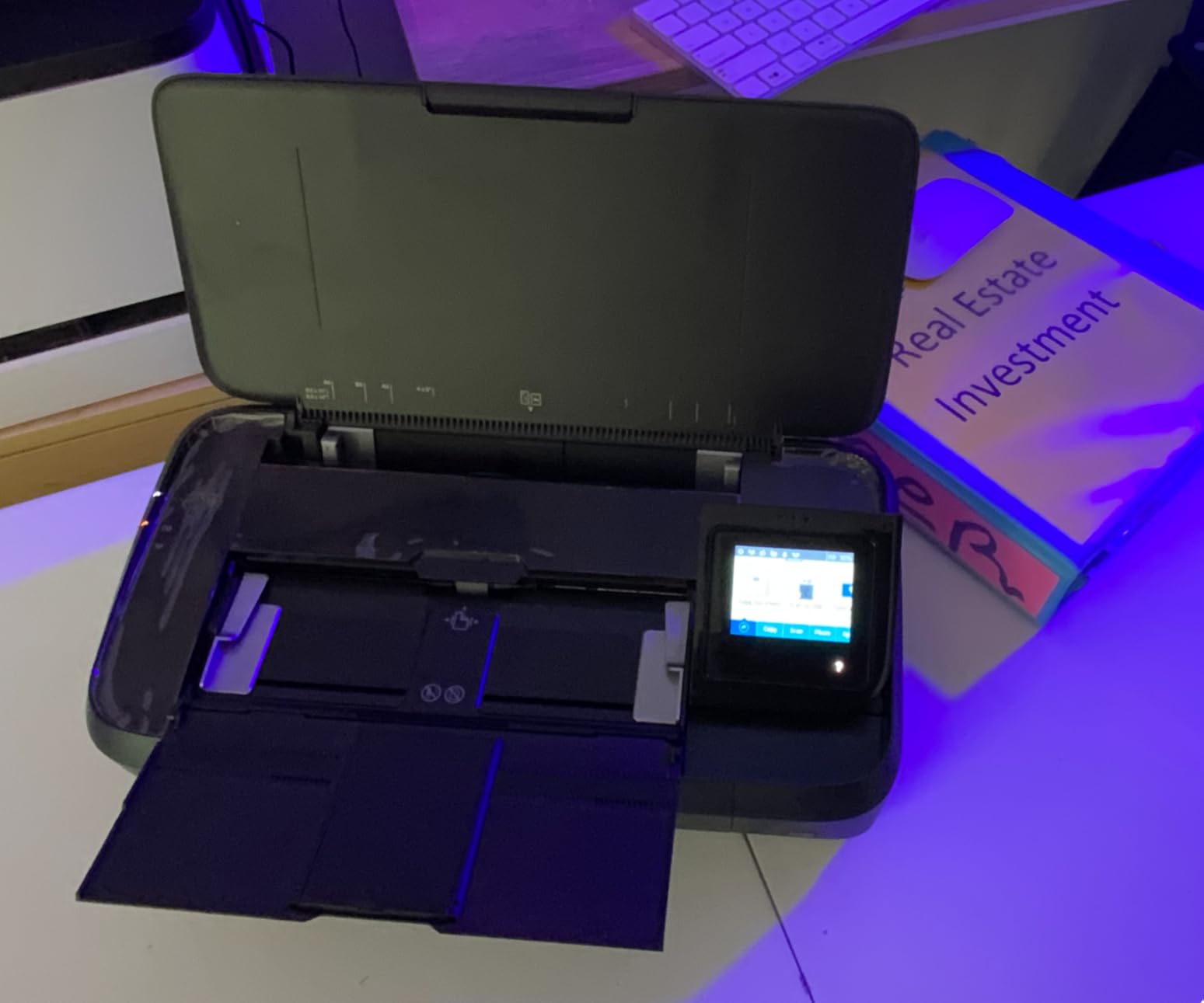 HP OfficeJet 250 Wireless Mobile Printer, Scanner, Copier - Black, Battery Included (CZ992A) customer photo 2